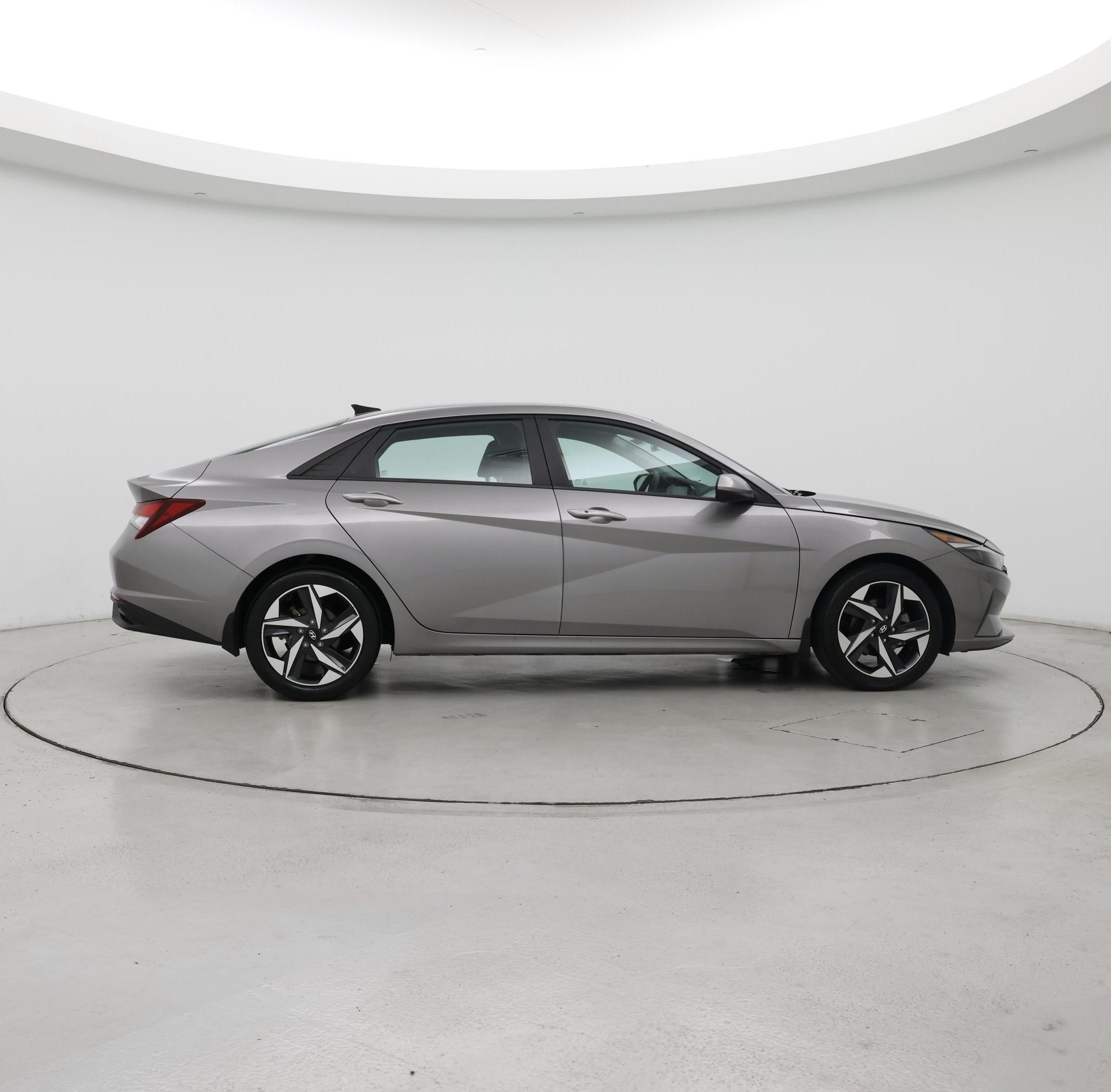 Thumbnail: 2023 Hyundai Elantra - 7