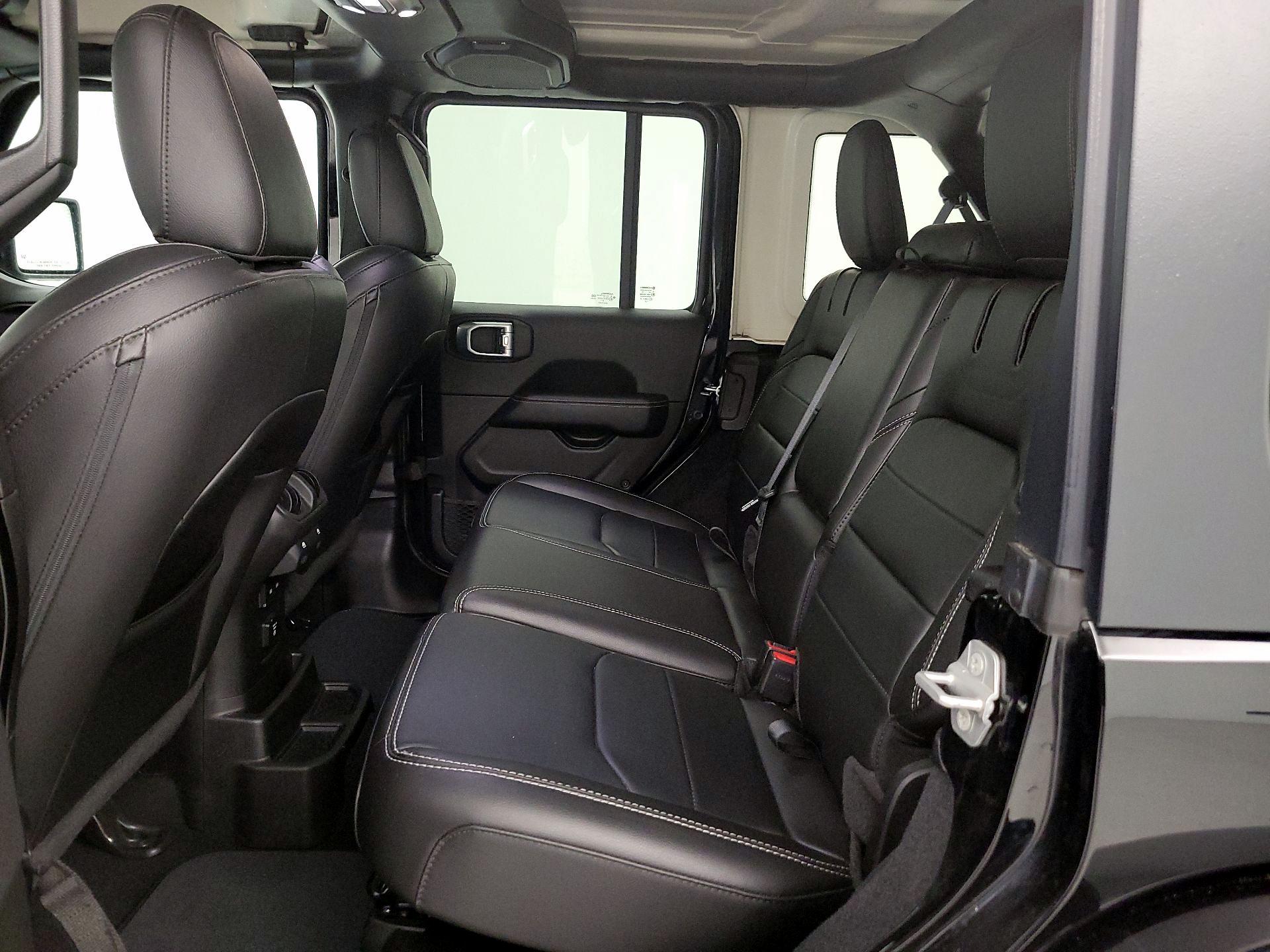Thumbnail: 2021 Jeep Wrangler - 19