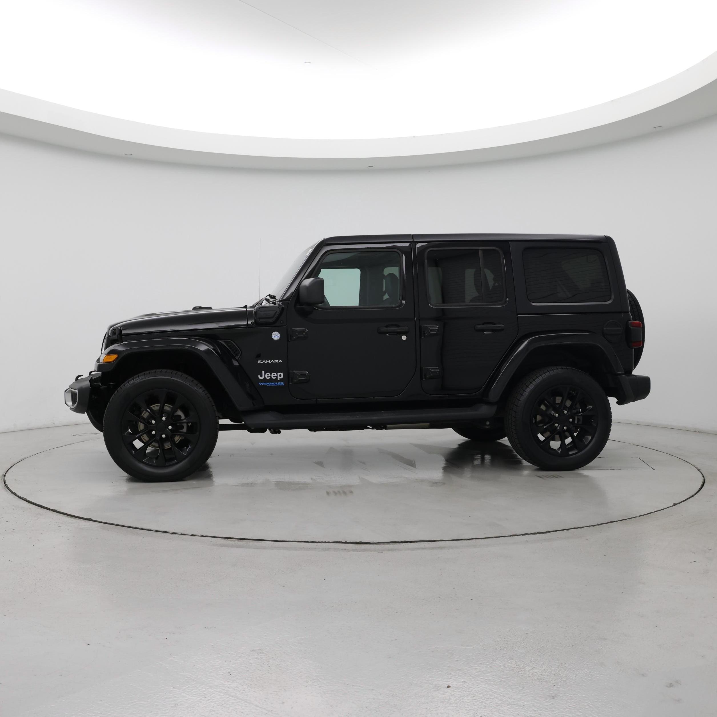 Thumbnail: 2021 Jeep Wrangler - 3