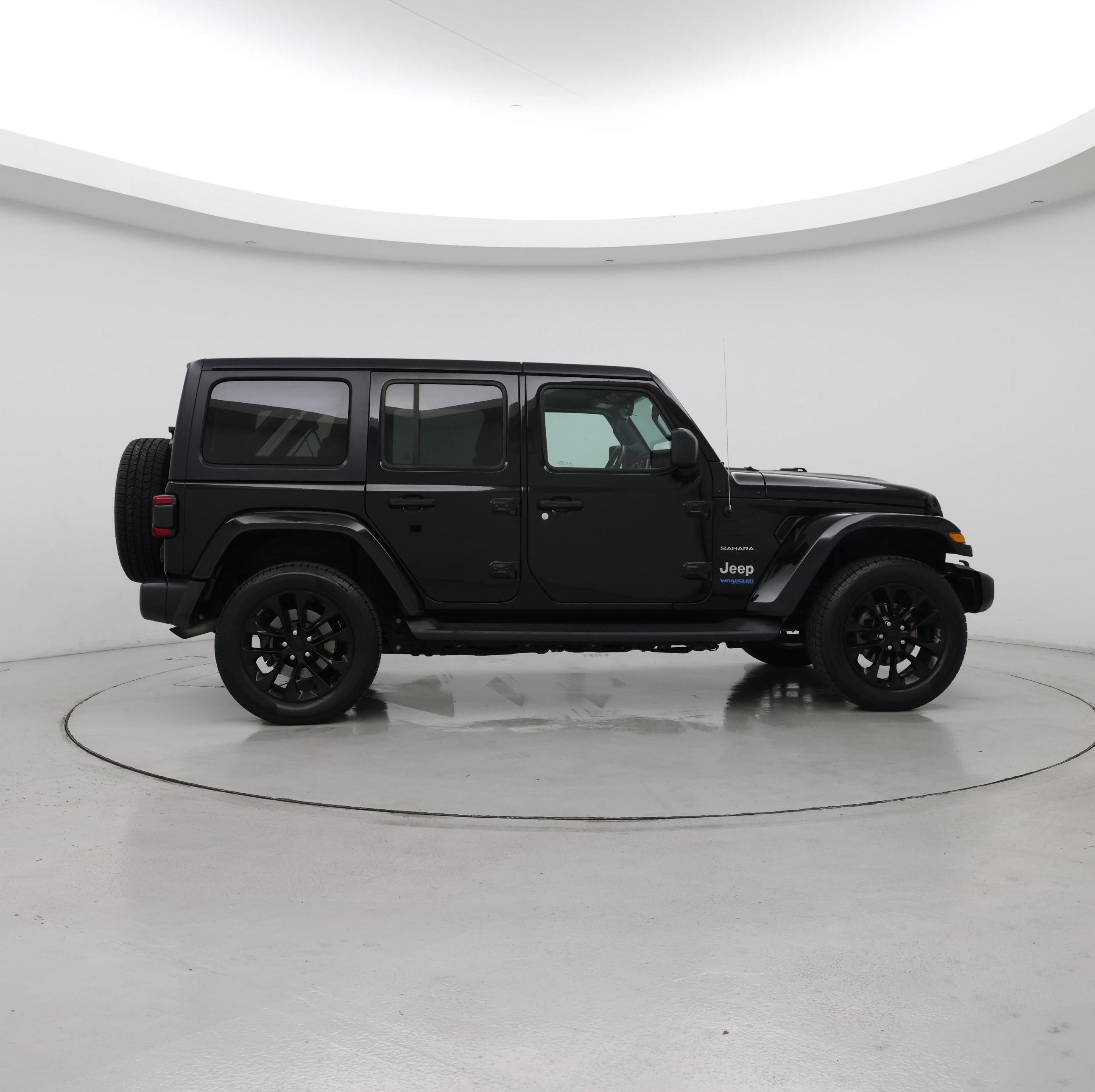 Thumbnail: 2021 Jeep Wrangler - 7