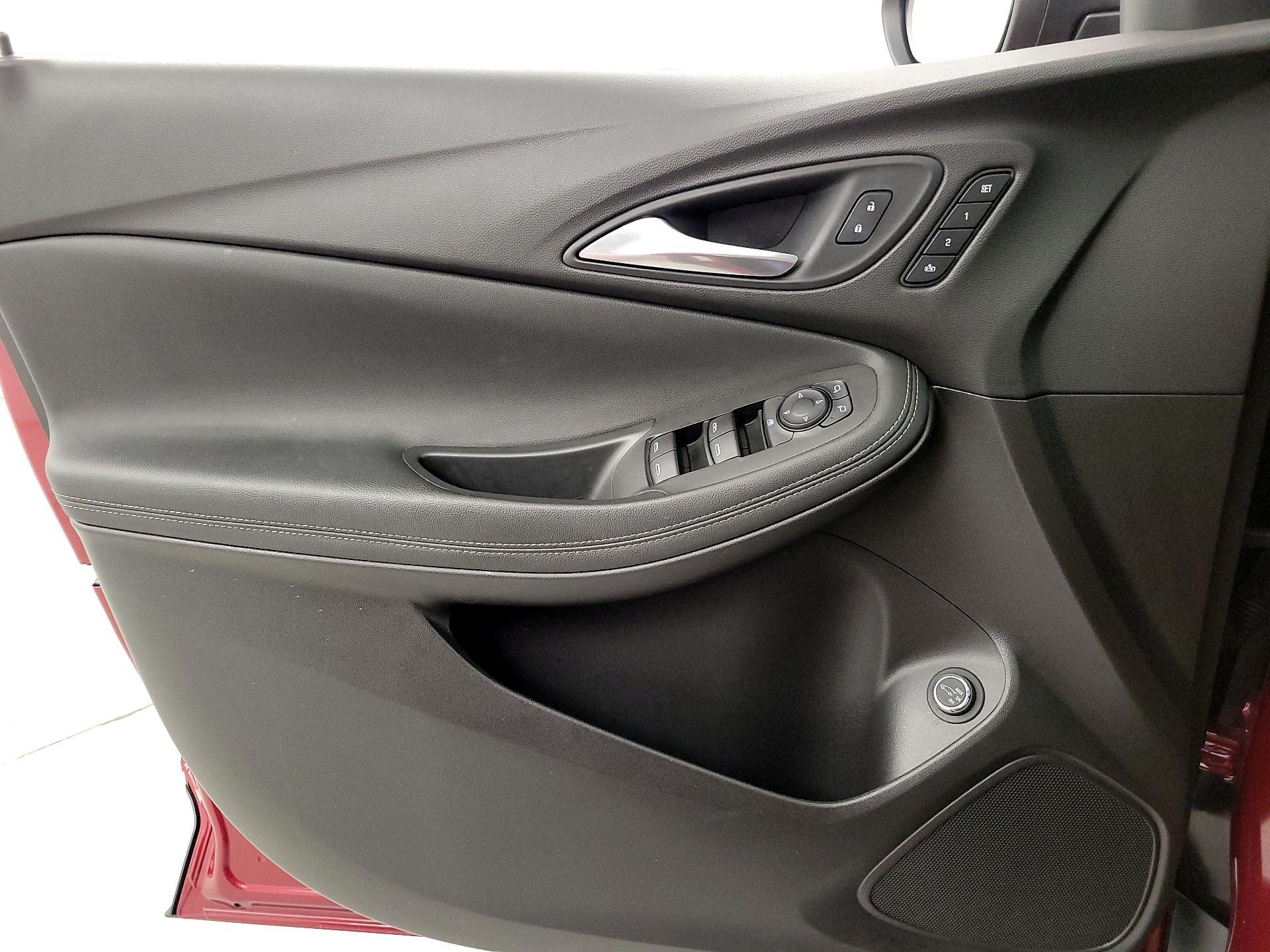 Thumbnail: 2020 Buick Encore GX - 12