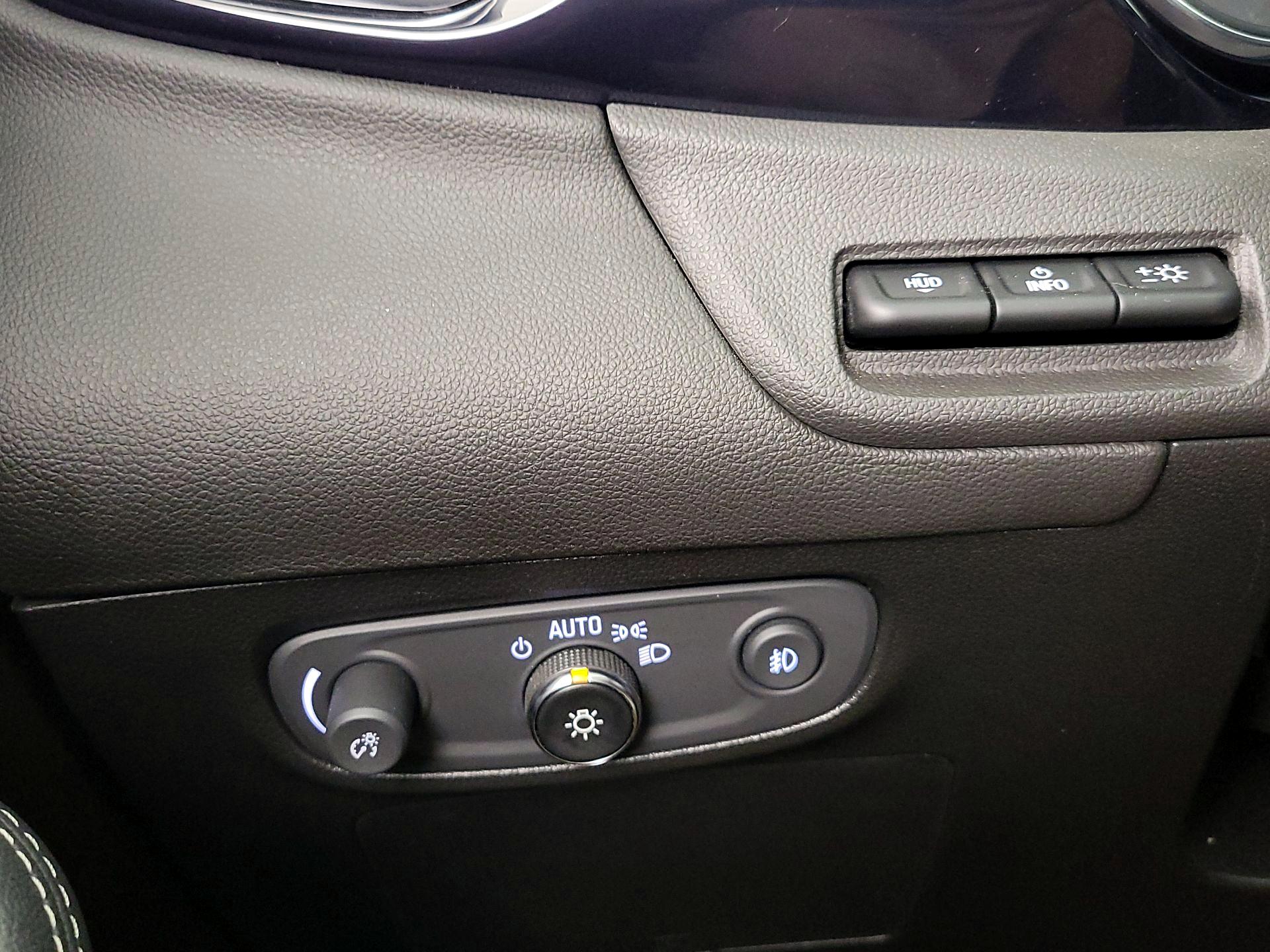 Thumbnail: 2020 Buick Encore GX - 13