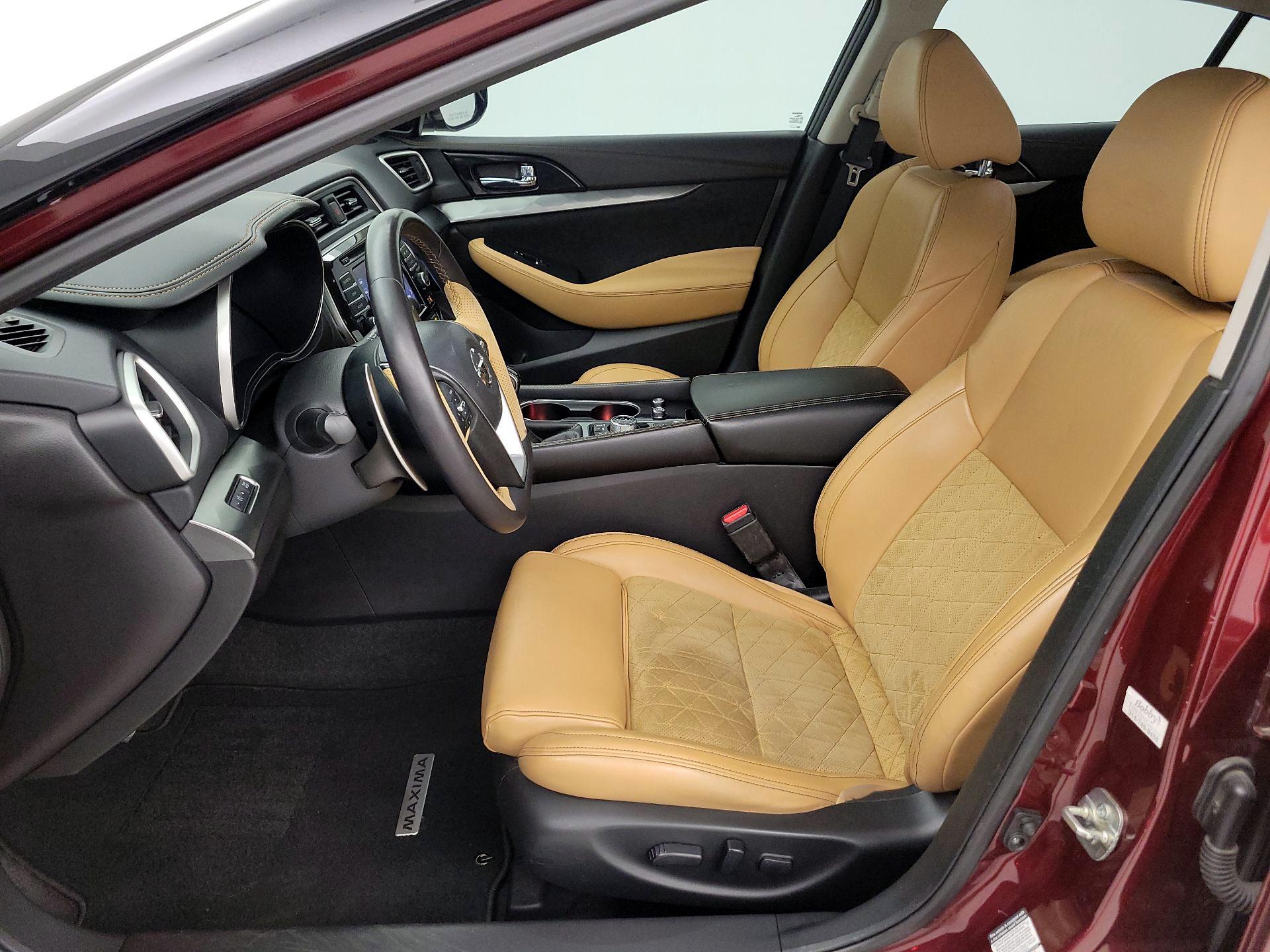 Thumbnail: 2016 Nissan Maxima - 11