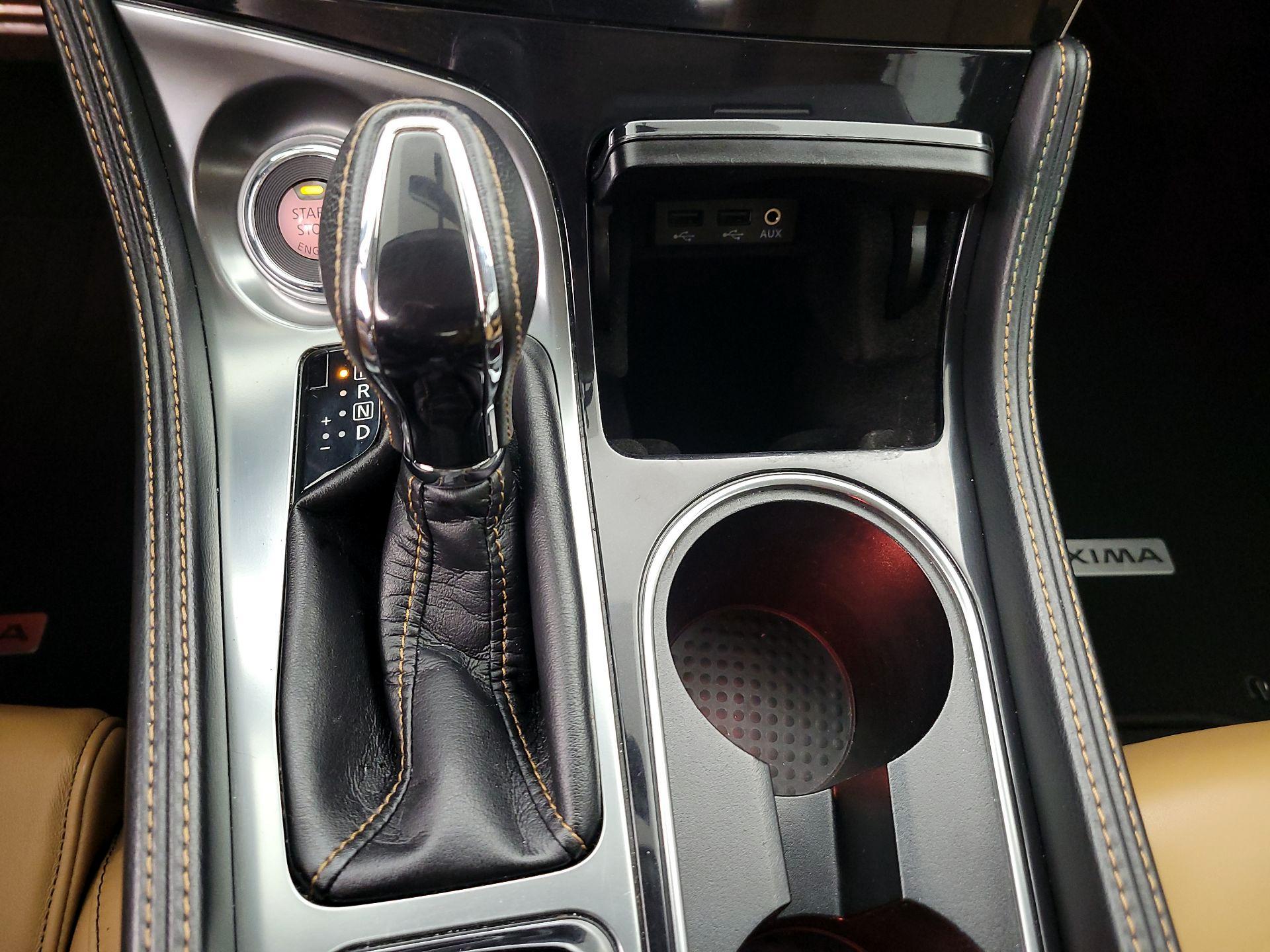 Thumbnail: 2016 Nissan Maxima - 18