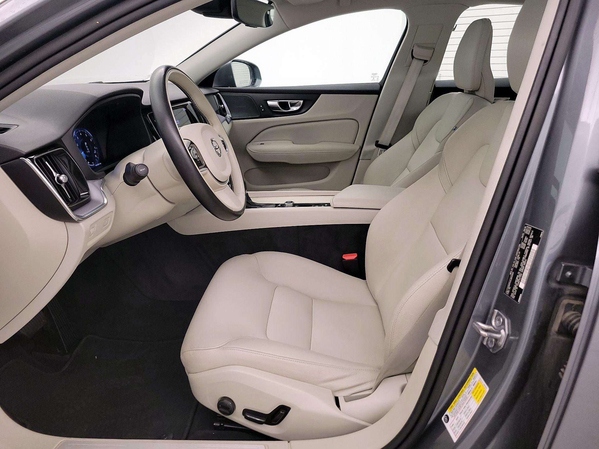 Thumbnail: 2020 Volvo S60 - 11
