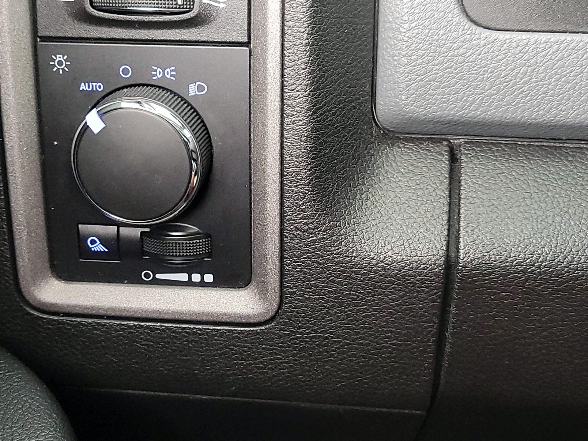 Thumbnail: 2019 RAM 1500 - 13