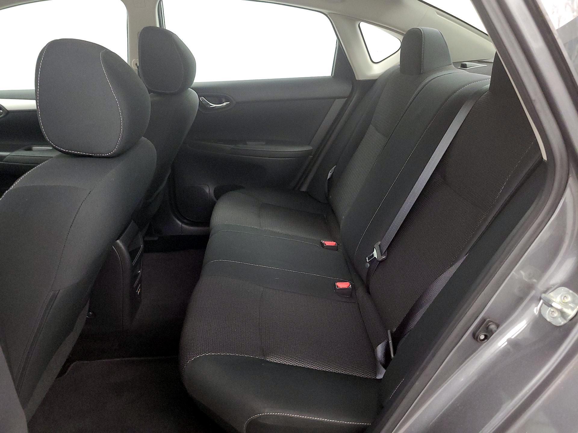 Thumbnail: 2019 Nissan Sentra - 19