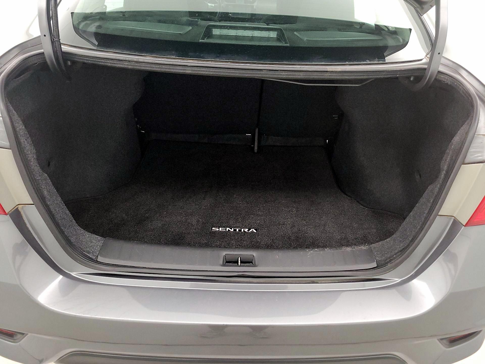 Thumbnail: 2019 Nissan Sentra - 20