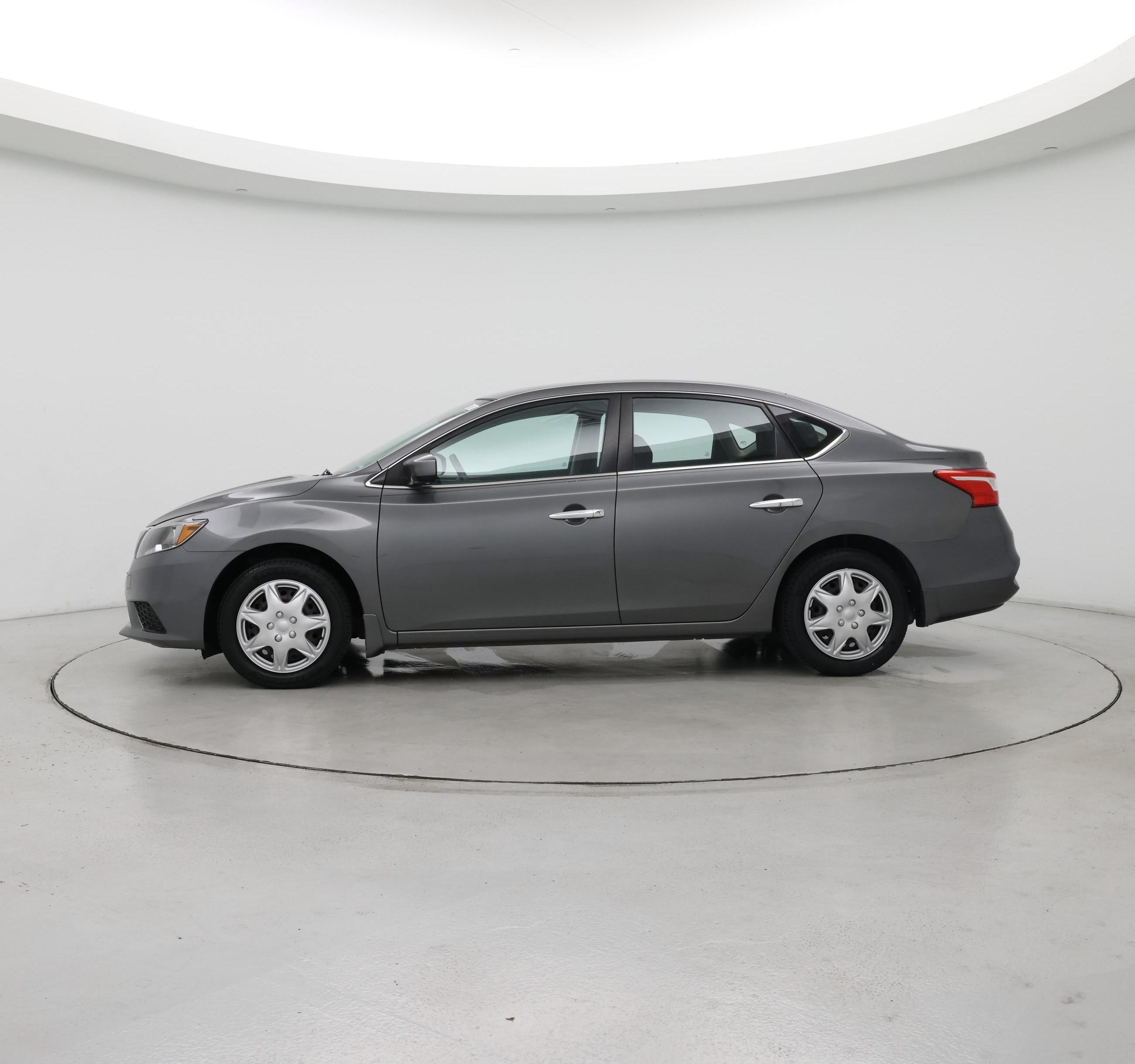 Thumbnail: 2019 Nissan Sentra - 3