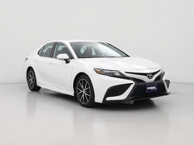White 2022 Toyota Camry SE
