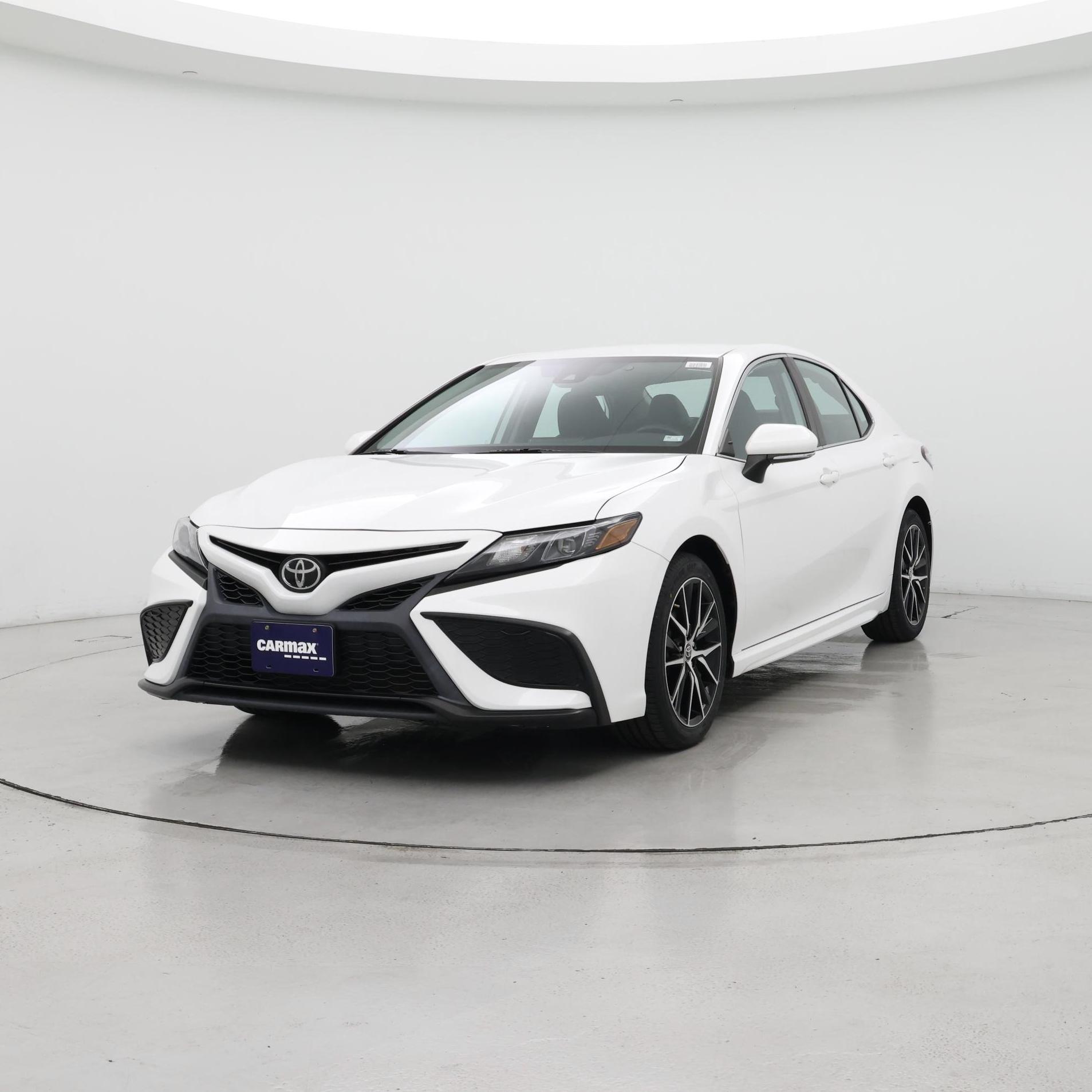 Thumbnail: 2022 Toyota Camry - 4