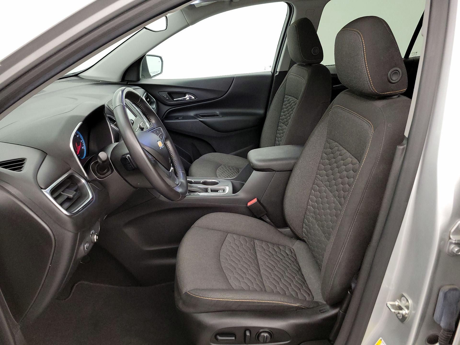 Thumbnail: 2018 Chevrolet Equinox - 11