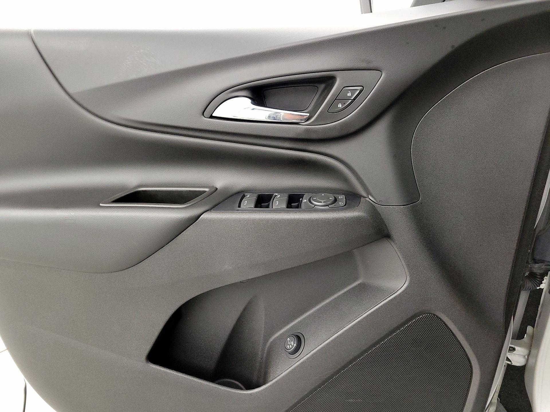 Thumbnail: 2018 Chevrolet Equinox - 12