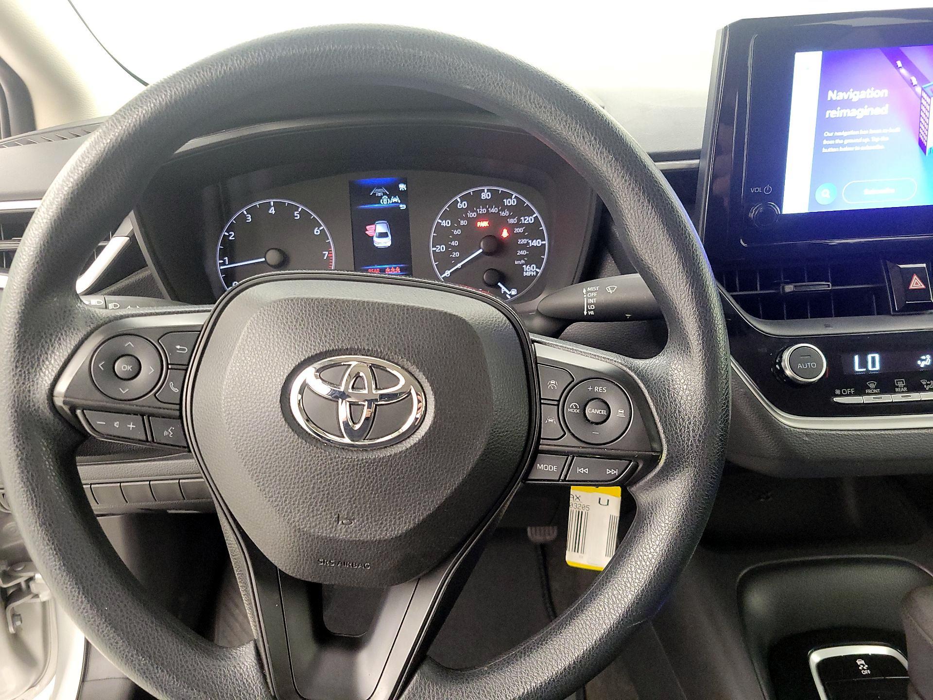 Thumbnail: 2023 Toyota Corolla - 10