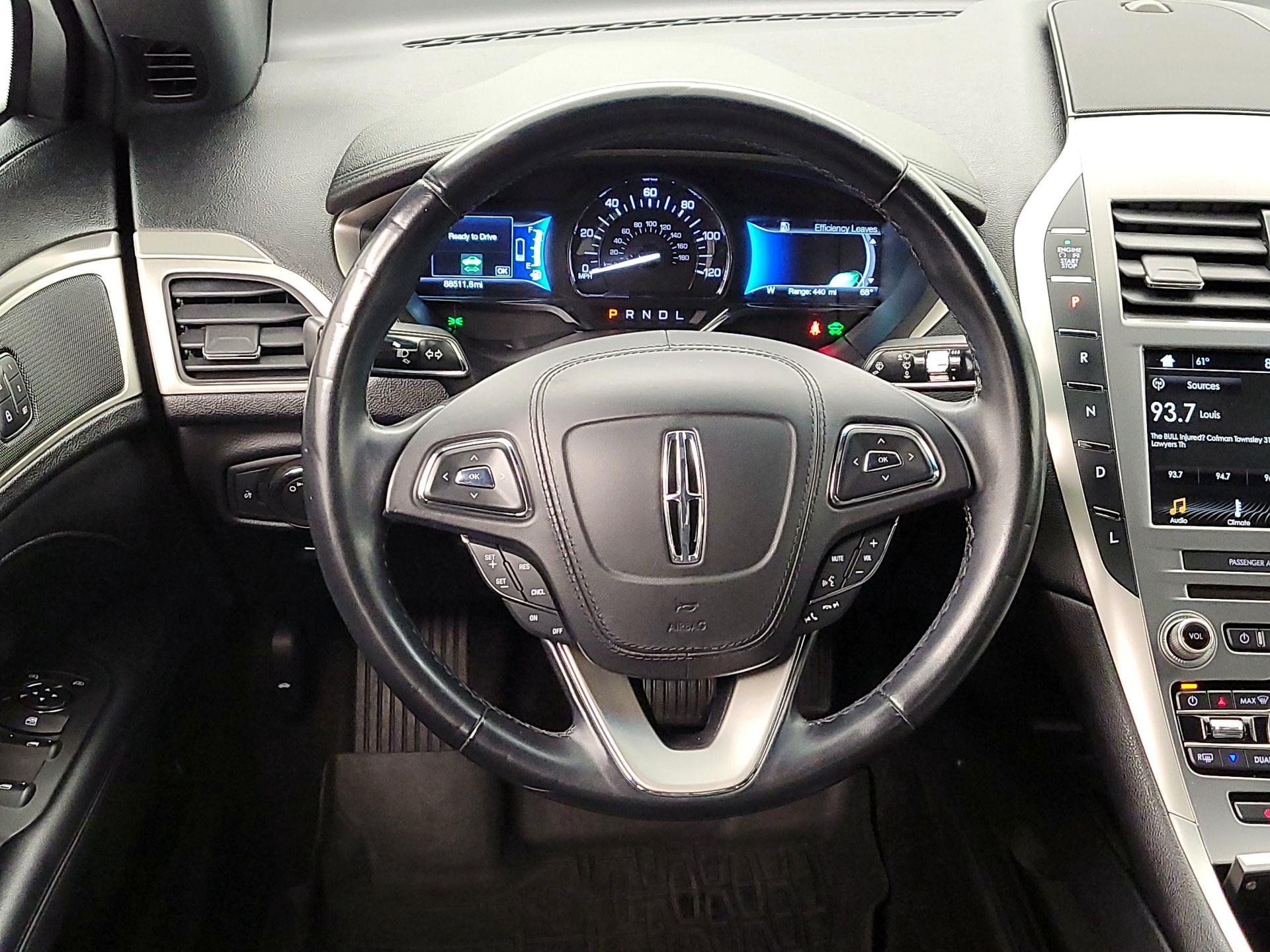 Thumbnail: 2018 Lincoln MKZ - 10