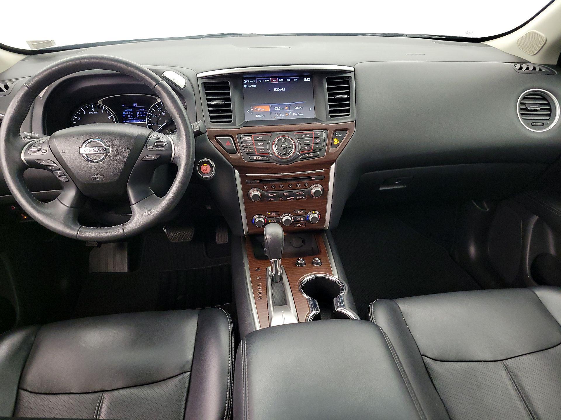 Thumbnail: 2017 Nissan Pathfinder - 9