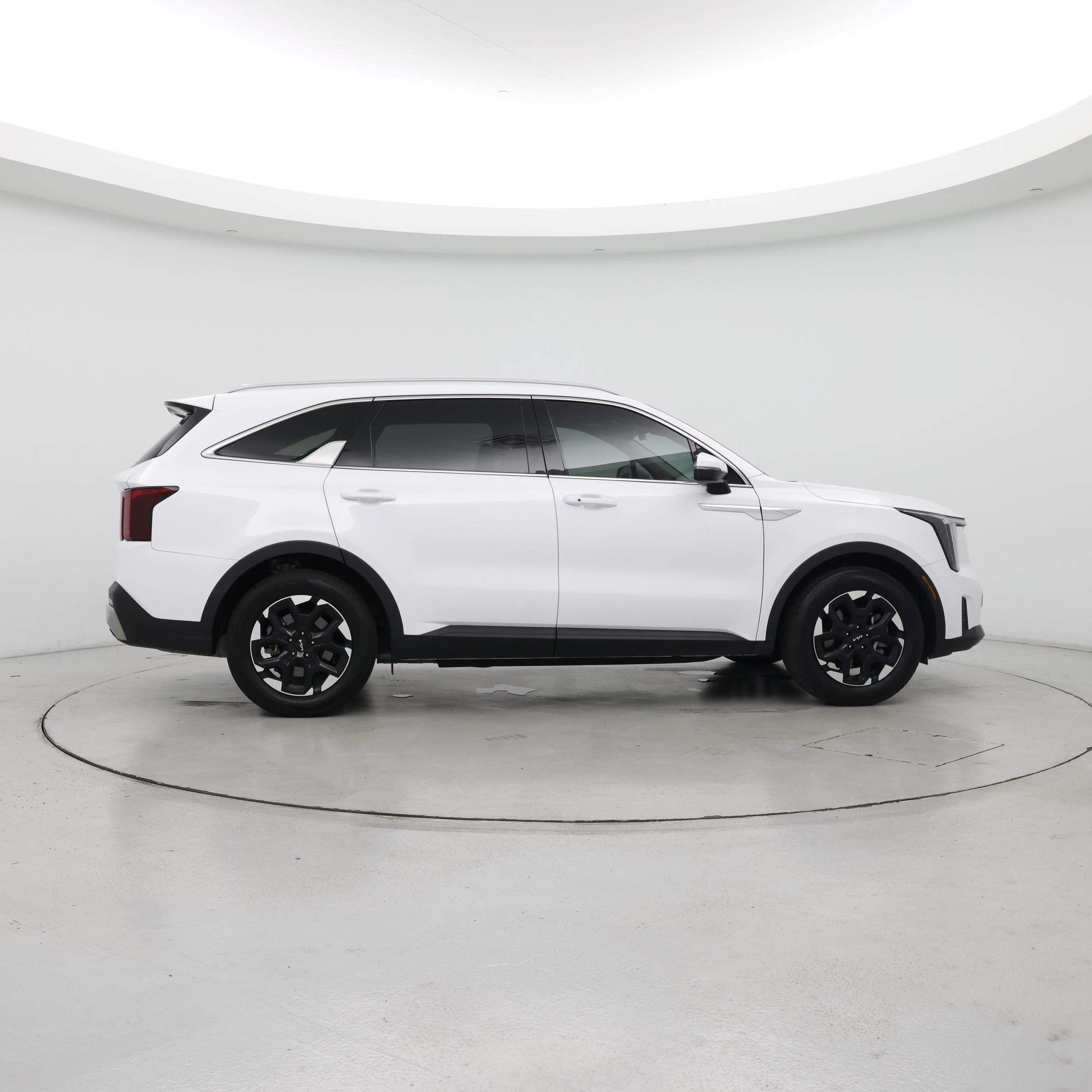 Thumbnail: 2025 Kia Sorento - 7