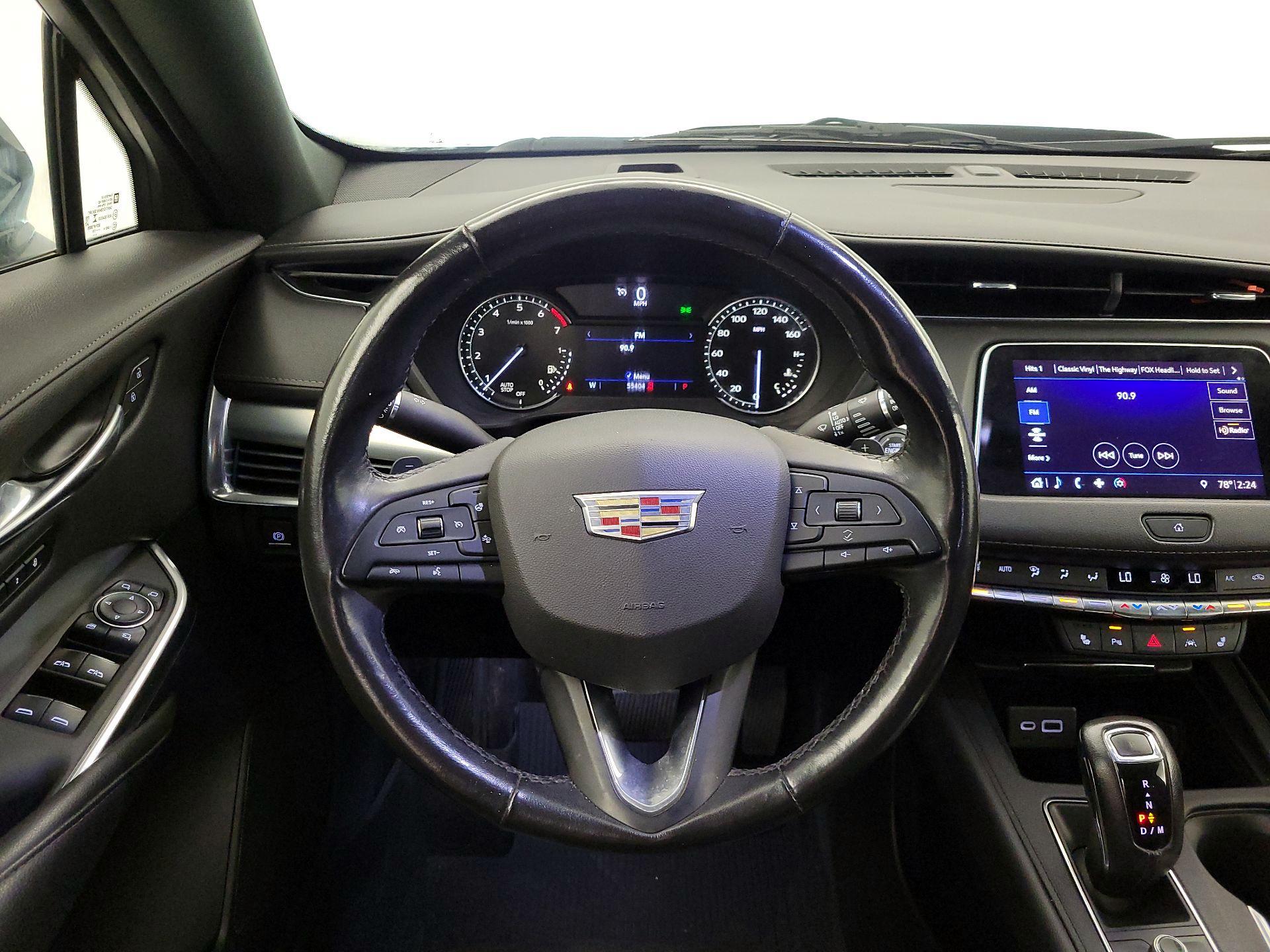 Thumbnail: 2019 Cadillac XT4 - 10