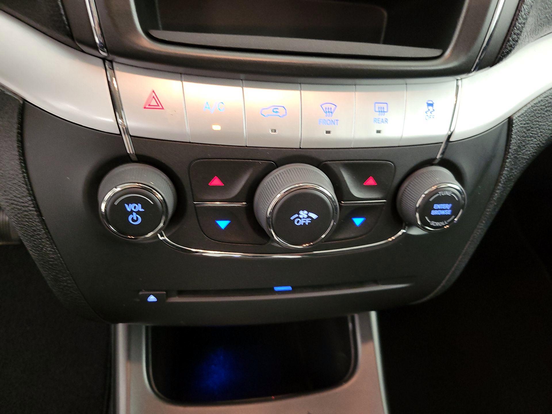 Thumbnail: 2020 Dodge Journey - 16
