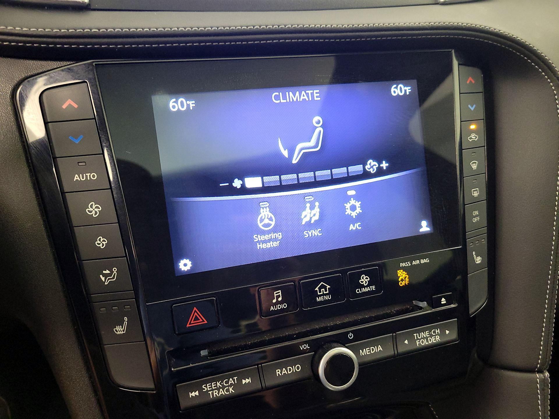 Thumbnail: 2019 INFINITI QX50 - 17