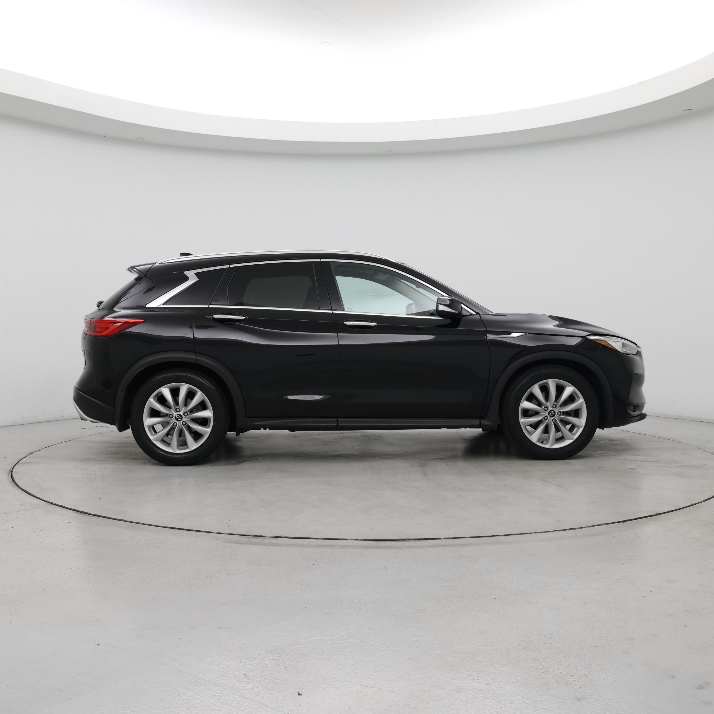 Thumbnail: 2019 INFINITI QX50 - 7