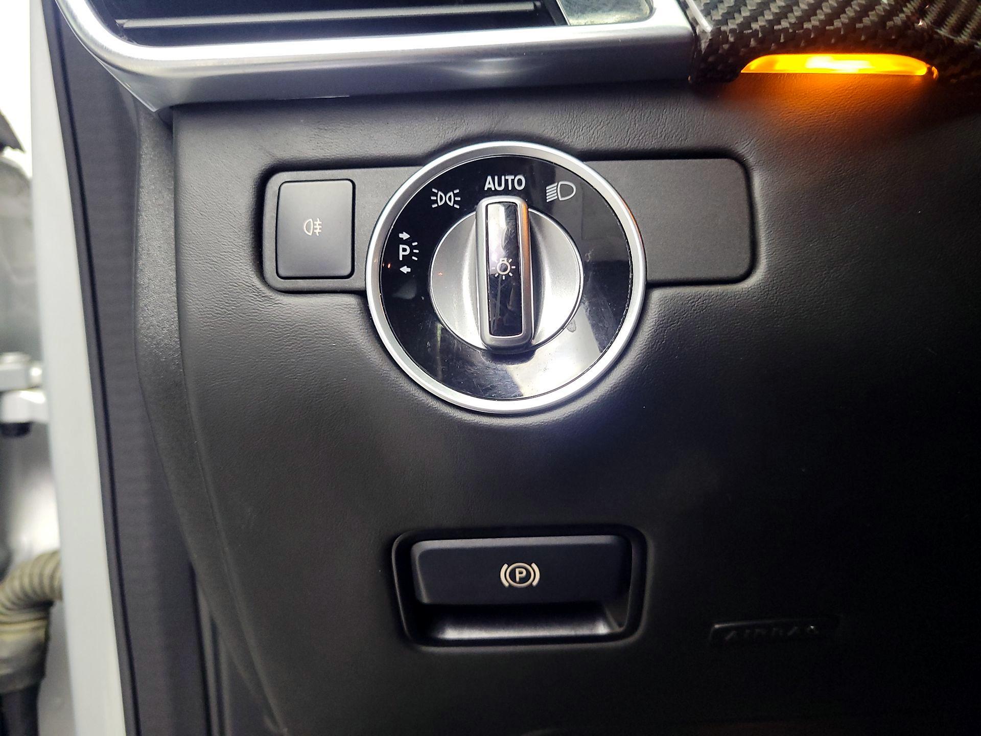 Thumbnail: 2019 Mercedes-Benz GL-Class - 13