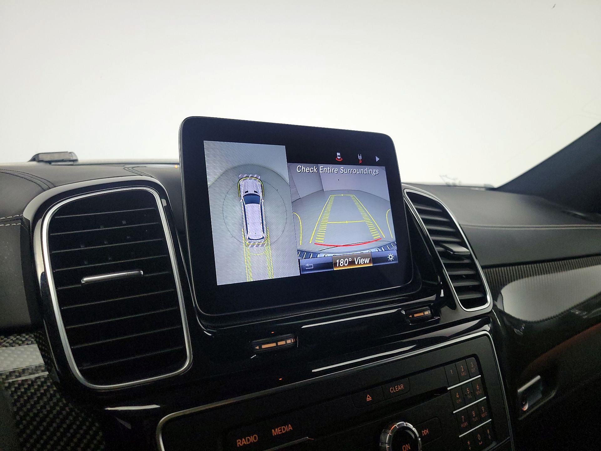 Thumbnail: 2019 Mercedes-Benz GL-Class - 15