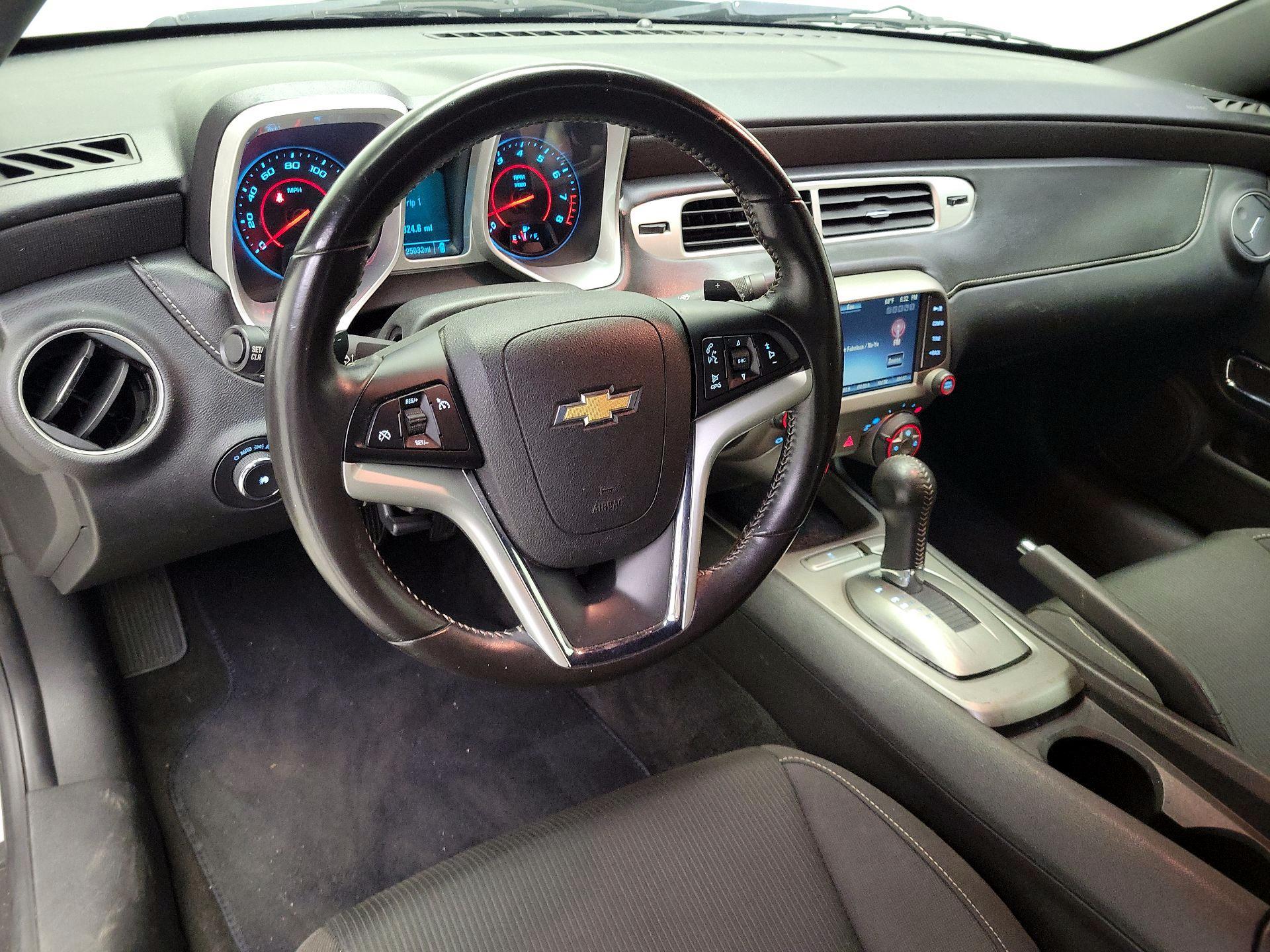 Thumbnail: 2015 Chevrolet Camaro - 9