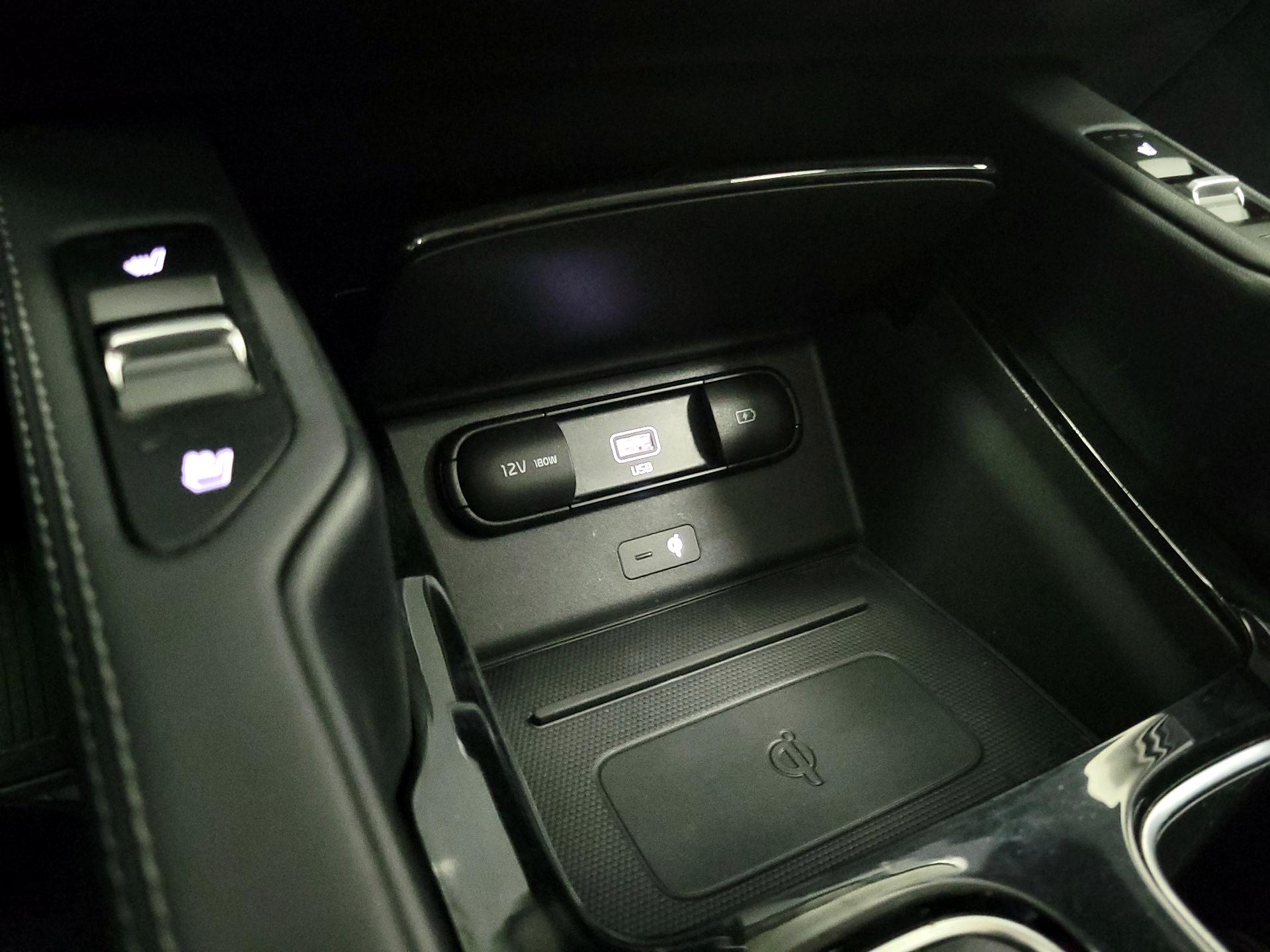 Thumbnail: 2021 Kia Telluride - 19
