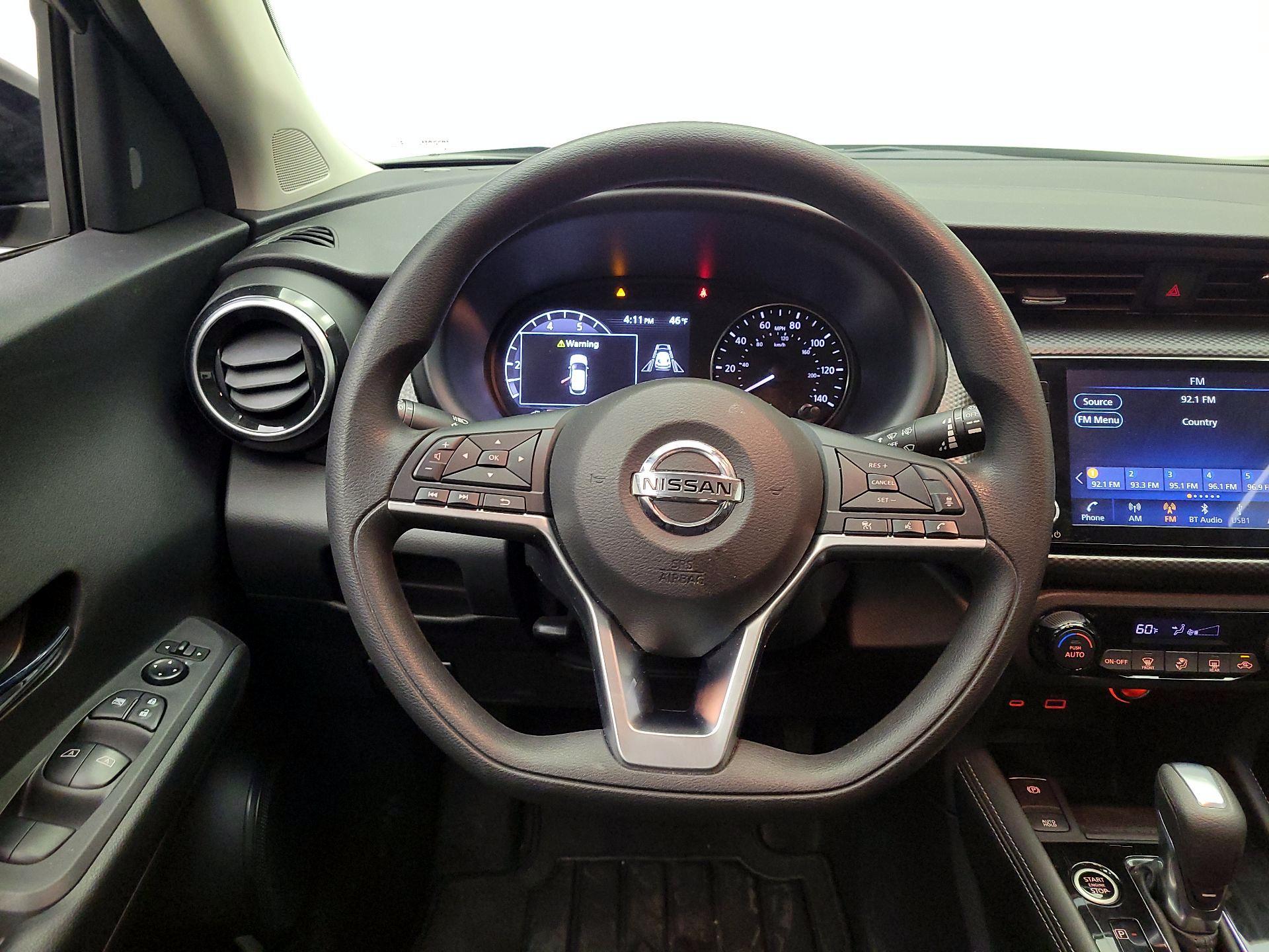 Thumbnail: 2021 Nissan Kicks - 10