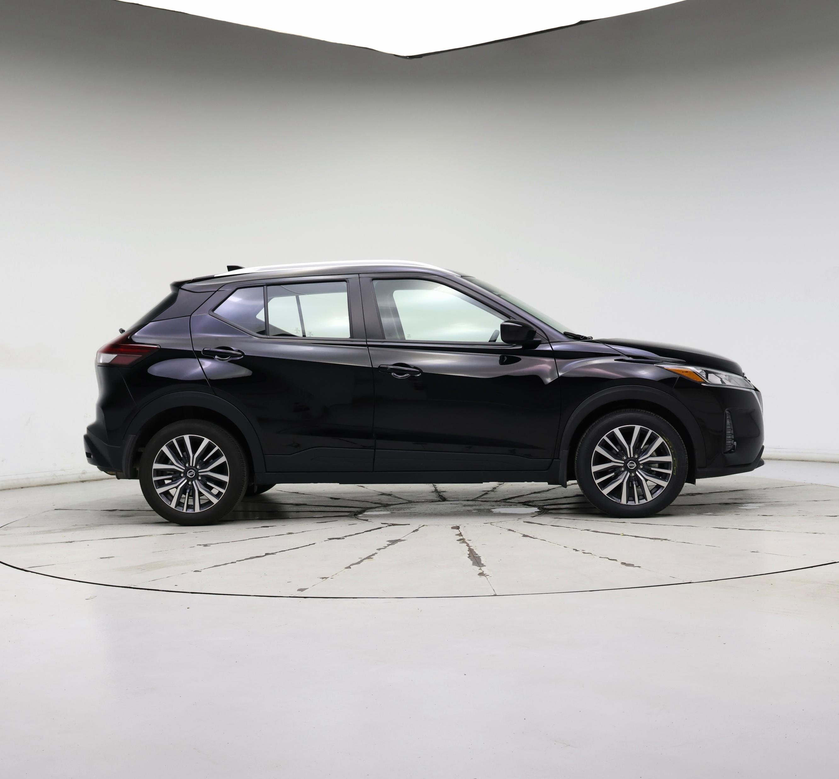 Thumbnail: 2021 Nissan Kicks - 7