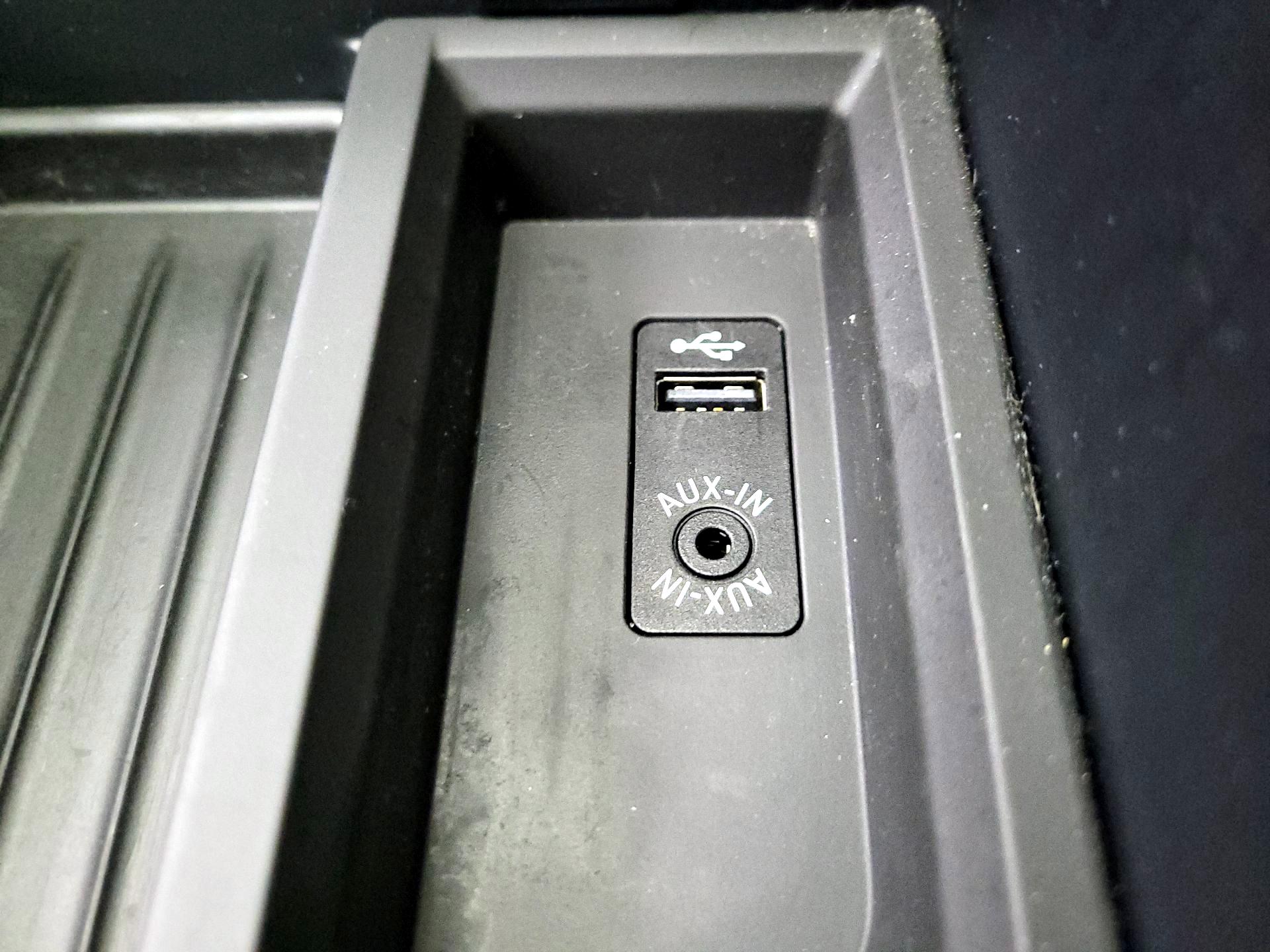 Thumbnail: 2015 BMW 3 Series - 19