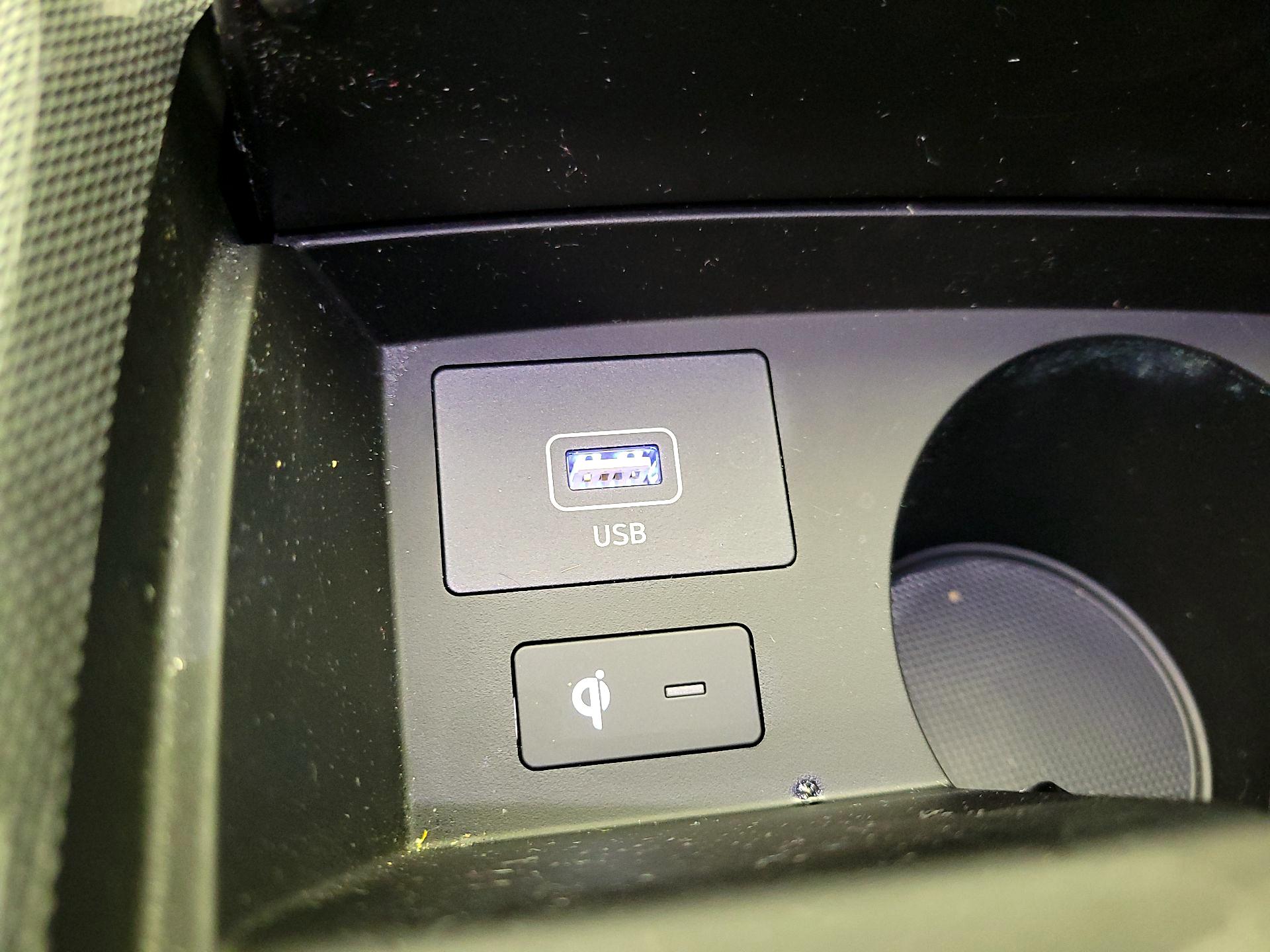 Thumbnail: 2022 Hyundai Santa Fe - 19