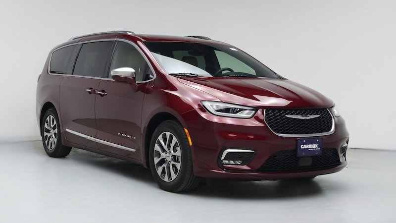 2022 Chrysler Pacifica Hybrid Pinnacle Hero Image