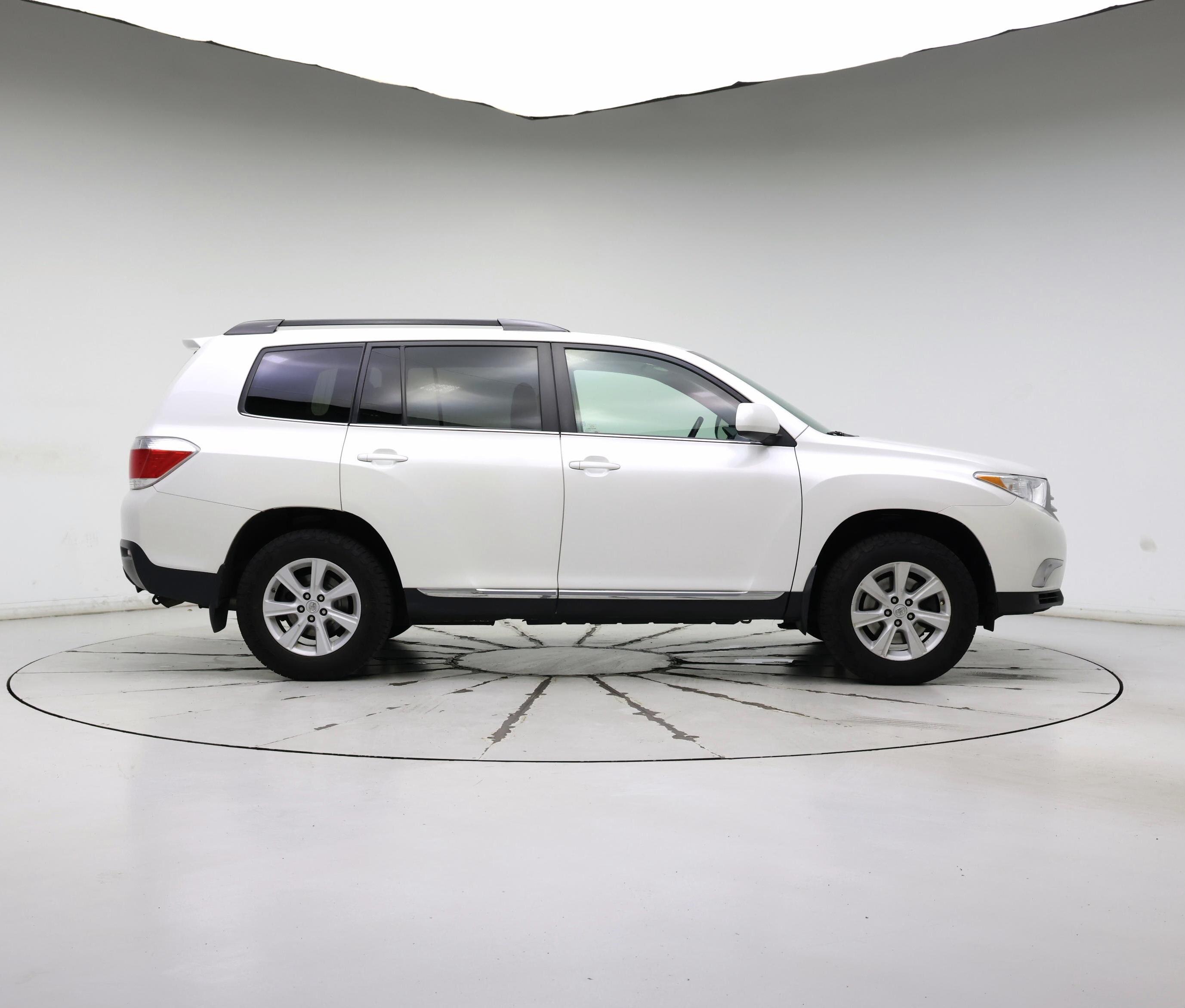 Thumbnail: 2013 Toyota Highlander - 7