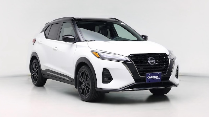 2023 Nissan Kicks SR Hero Image