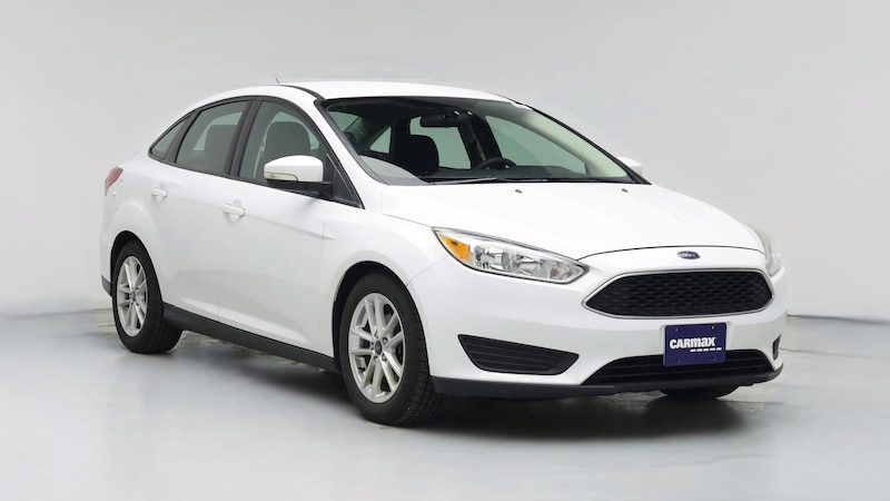 2016 Ford Focus SE Hero Image