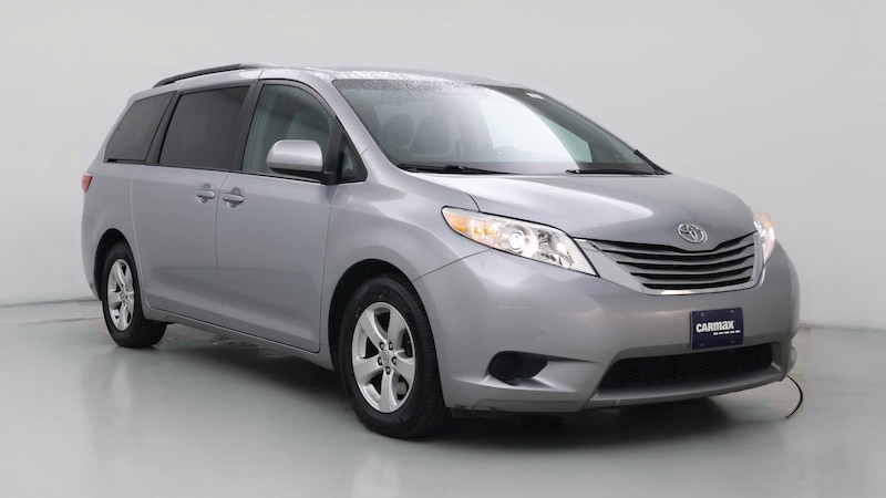 2016 Toyota Sienna LE Hero Image