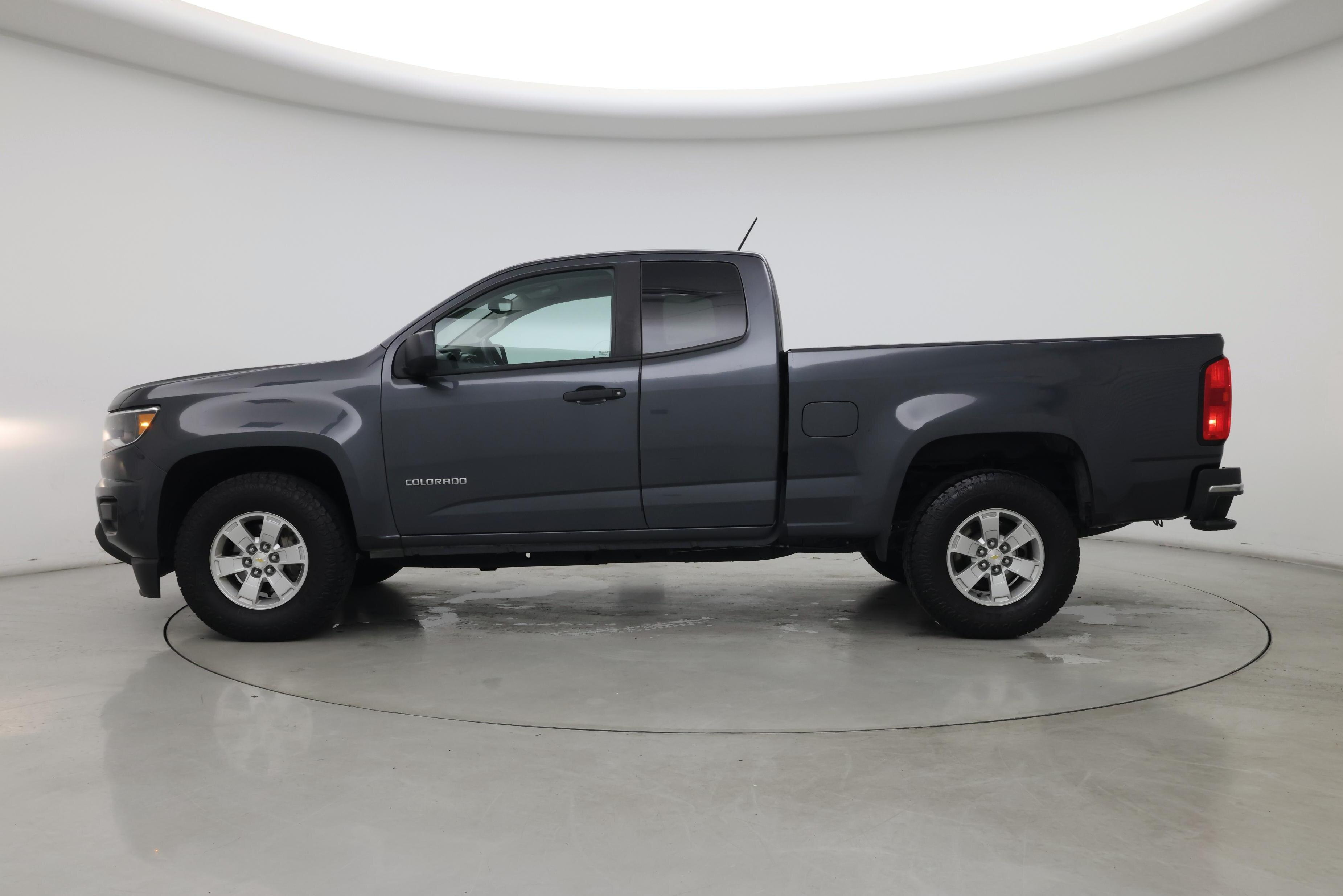 Thumbnail: 2016 Chevrolet Colorado - 3