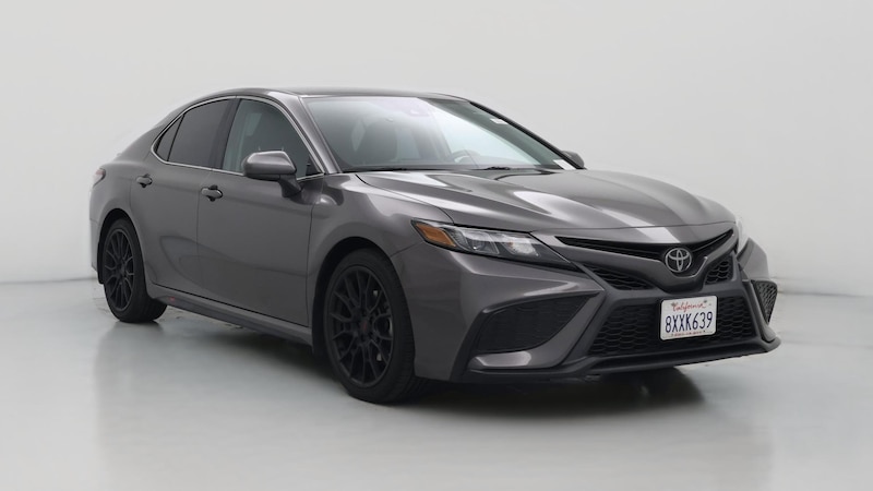 2021 Toyota Camry SE Hero Image