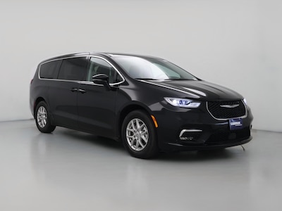 2024 Chrysler Pacifica Touring L -
                Ontario, CA