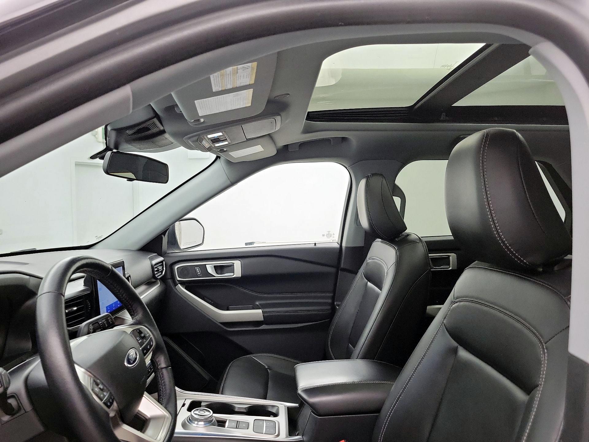 Thumbnail: 2022 Ford Explorer - 20
