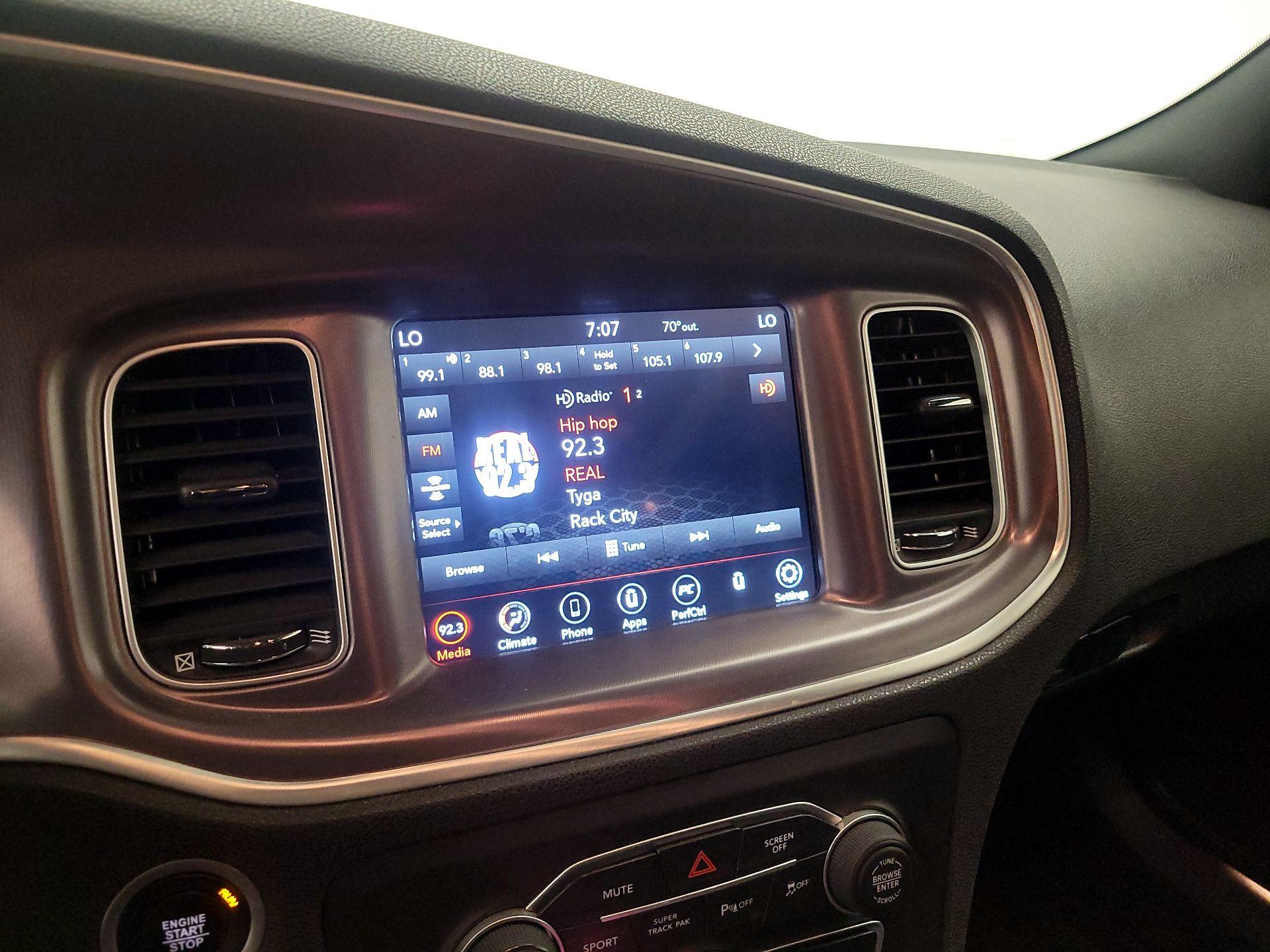 Thumbnail: 2021 Dodge Charger - 15