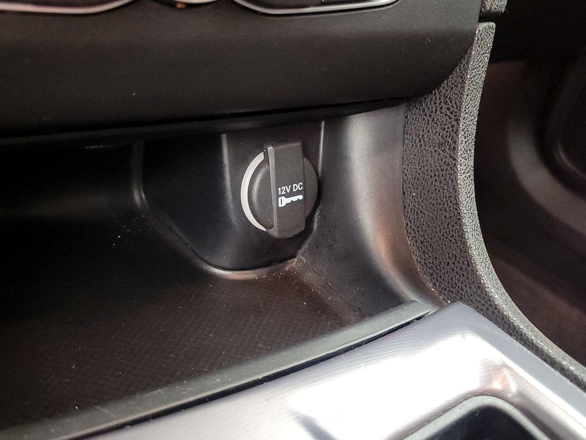 Thumbnail: 2021 Dodge Charger - 18