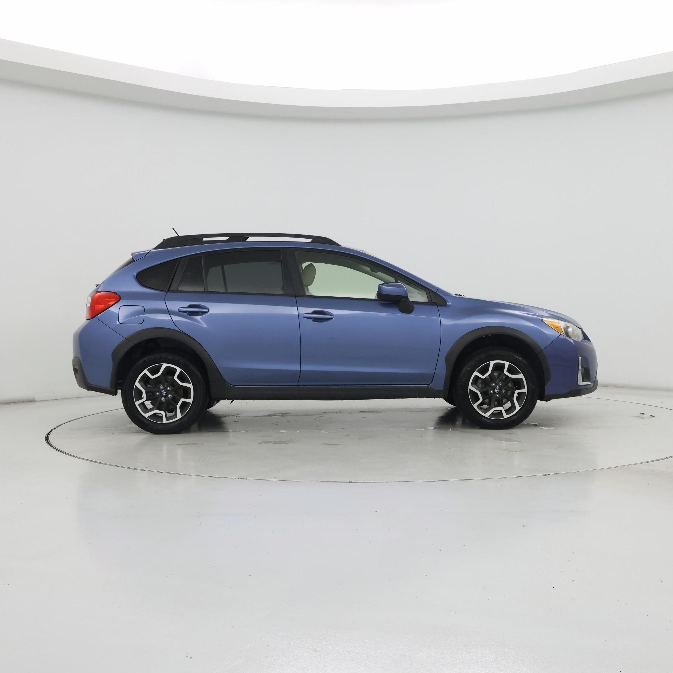 Thumbnail: 2016 Subaru XV Crosstrek - 7