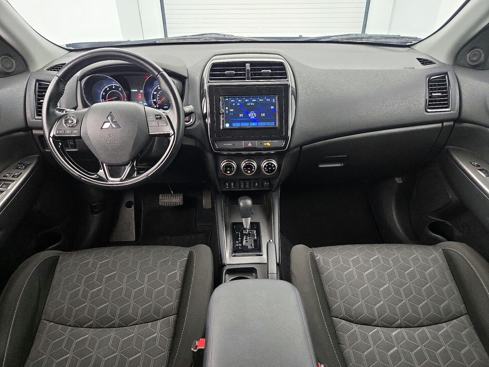 Thumbnail: 2021 Mitsubishi Outlander Sport - 9