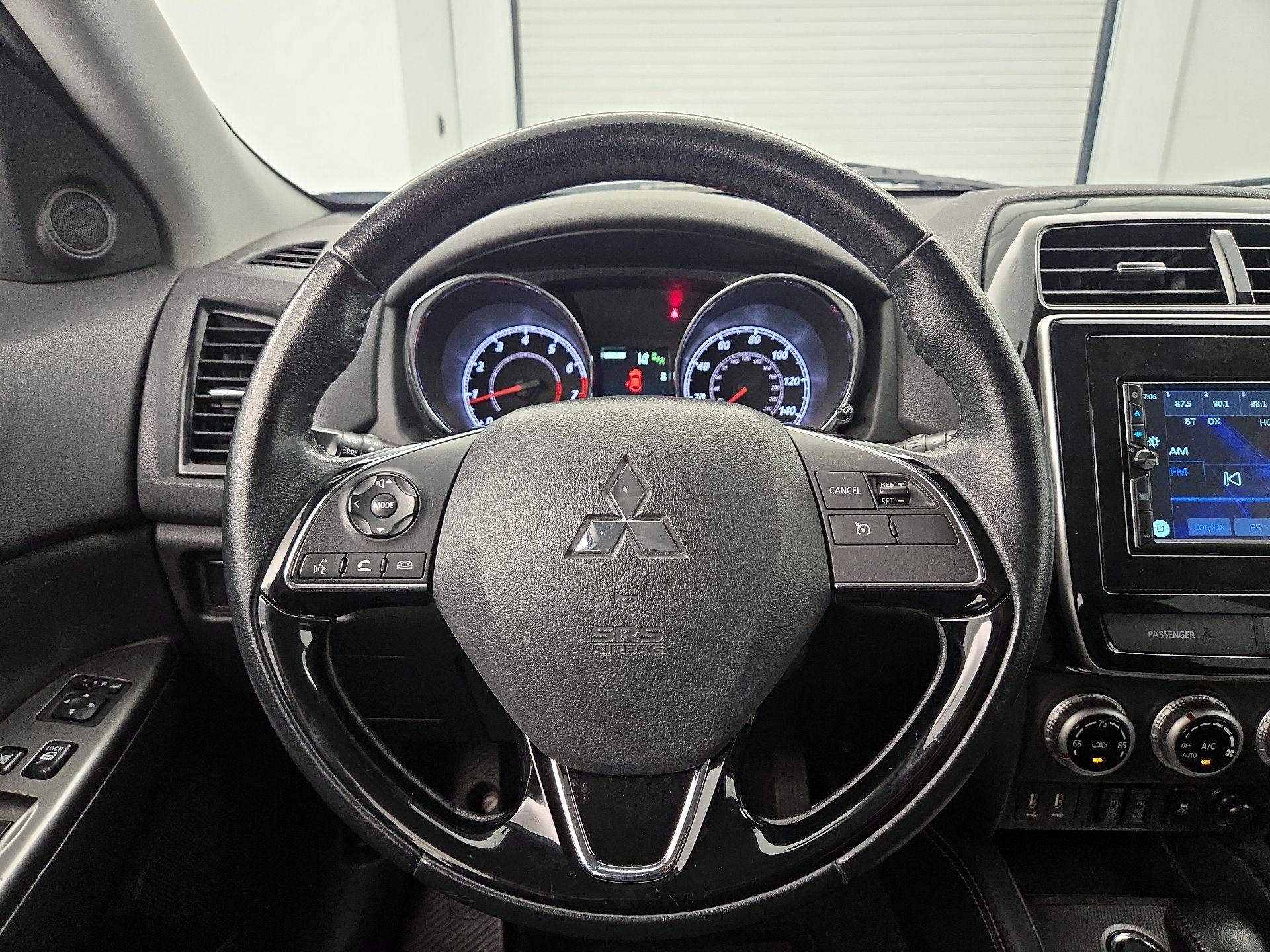 Thumbnail: 2021 Mitsubishi Outlander Sport - 10