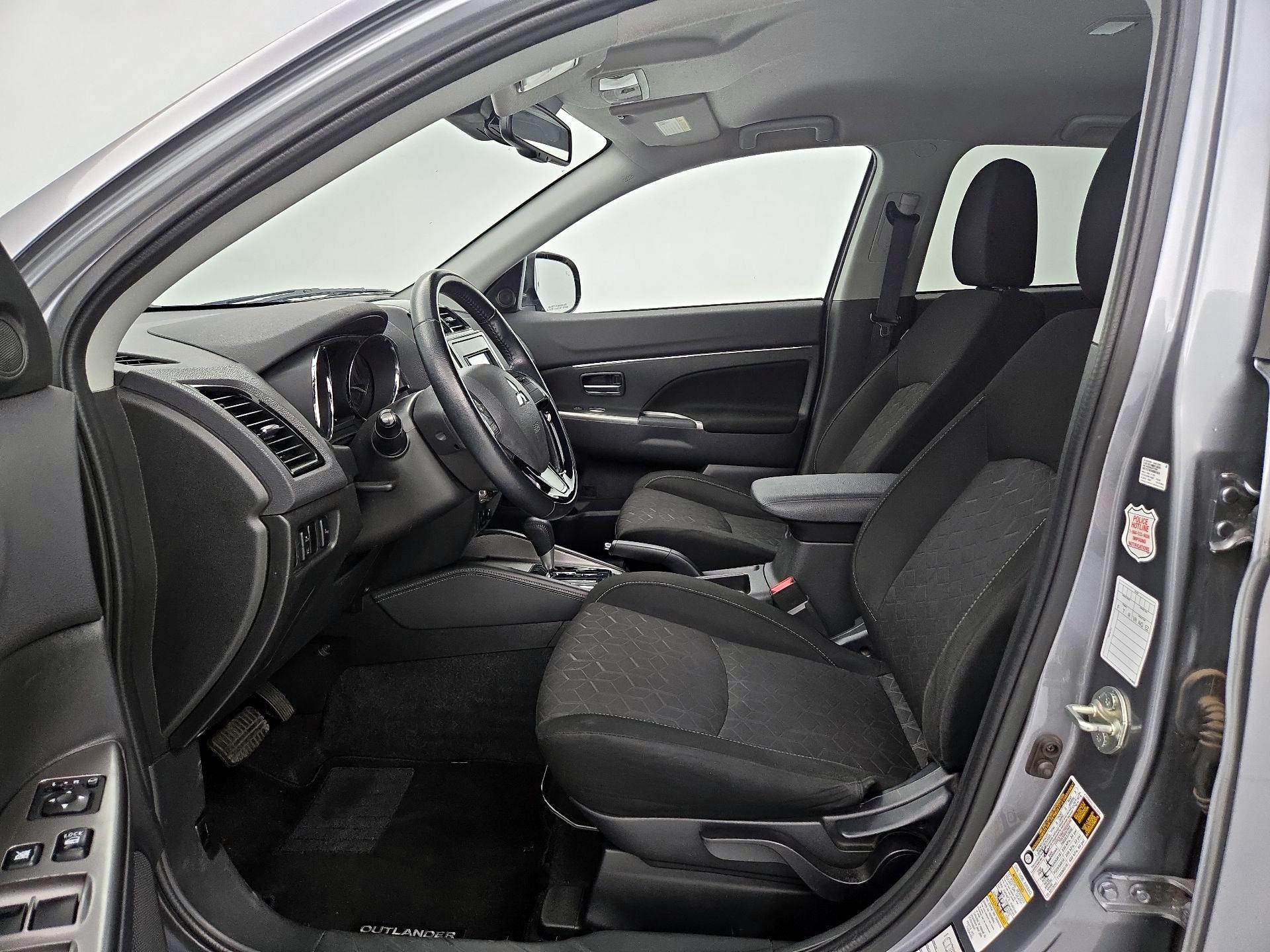 Thumbnail: 2021 Mitsubishi Outlander Sport - 11