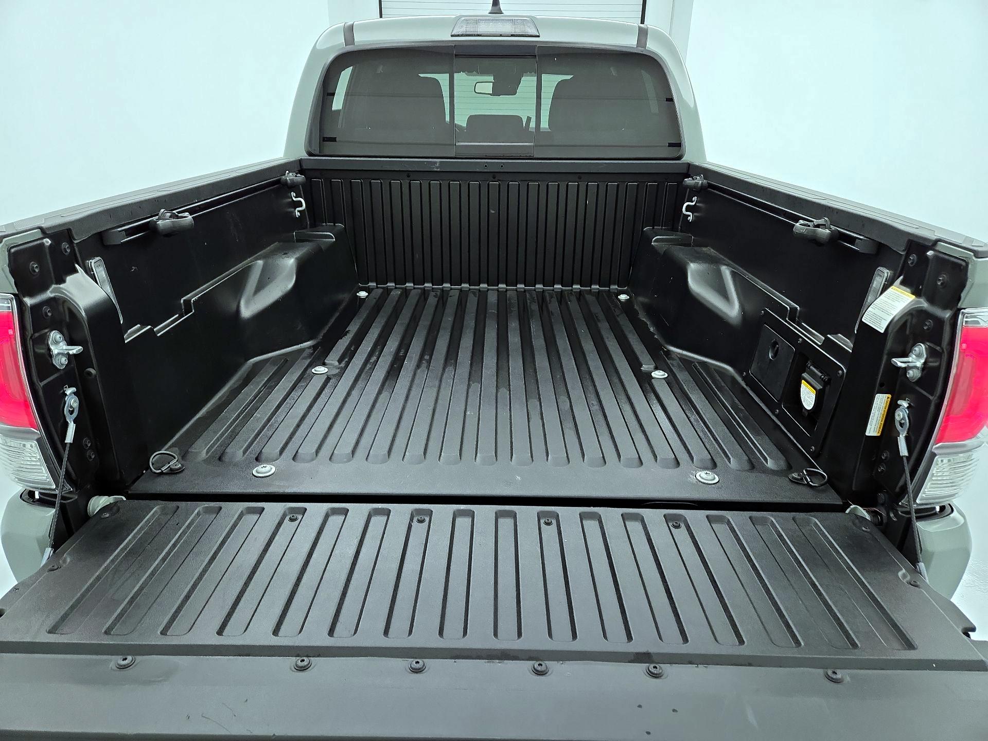 Thumbnail: 2023 Toyota Tacoma - 20