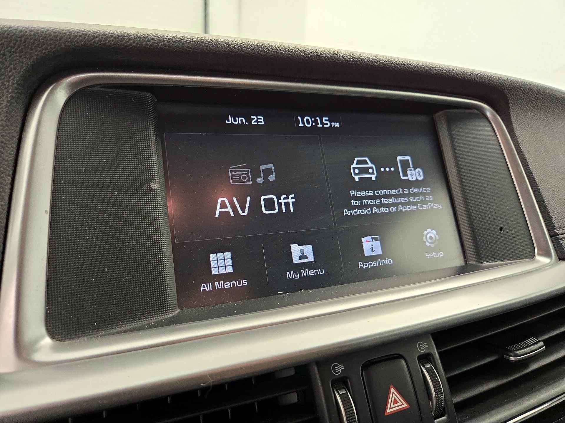 Thumbnail: 2019 Kia Optima - 15